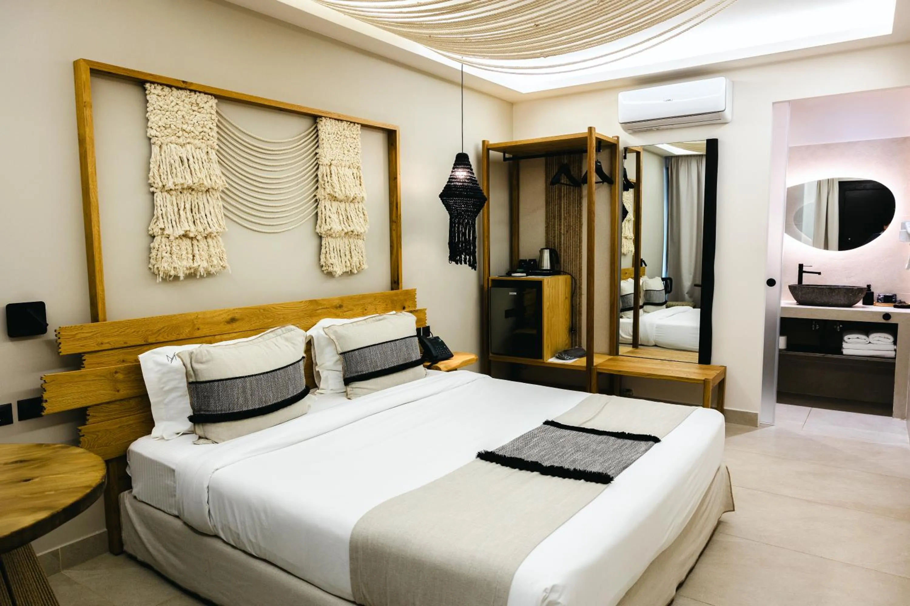 Photo of the whole room, Bed in Mikelina Boutique Hotel