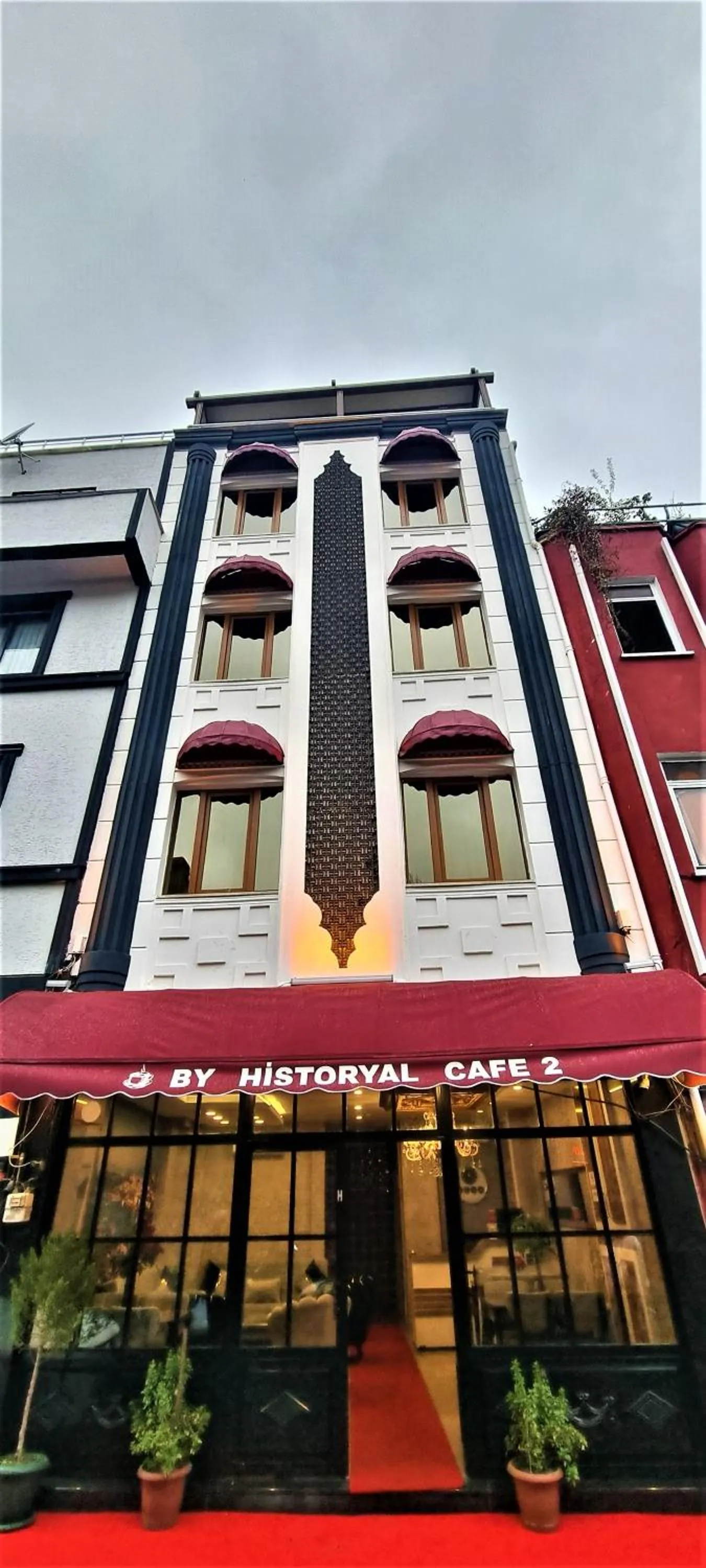 Property building in By Historial Hotel Due
