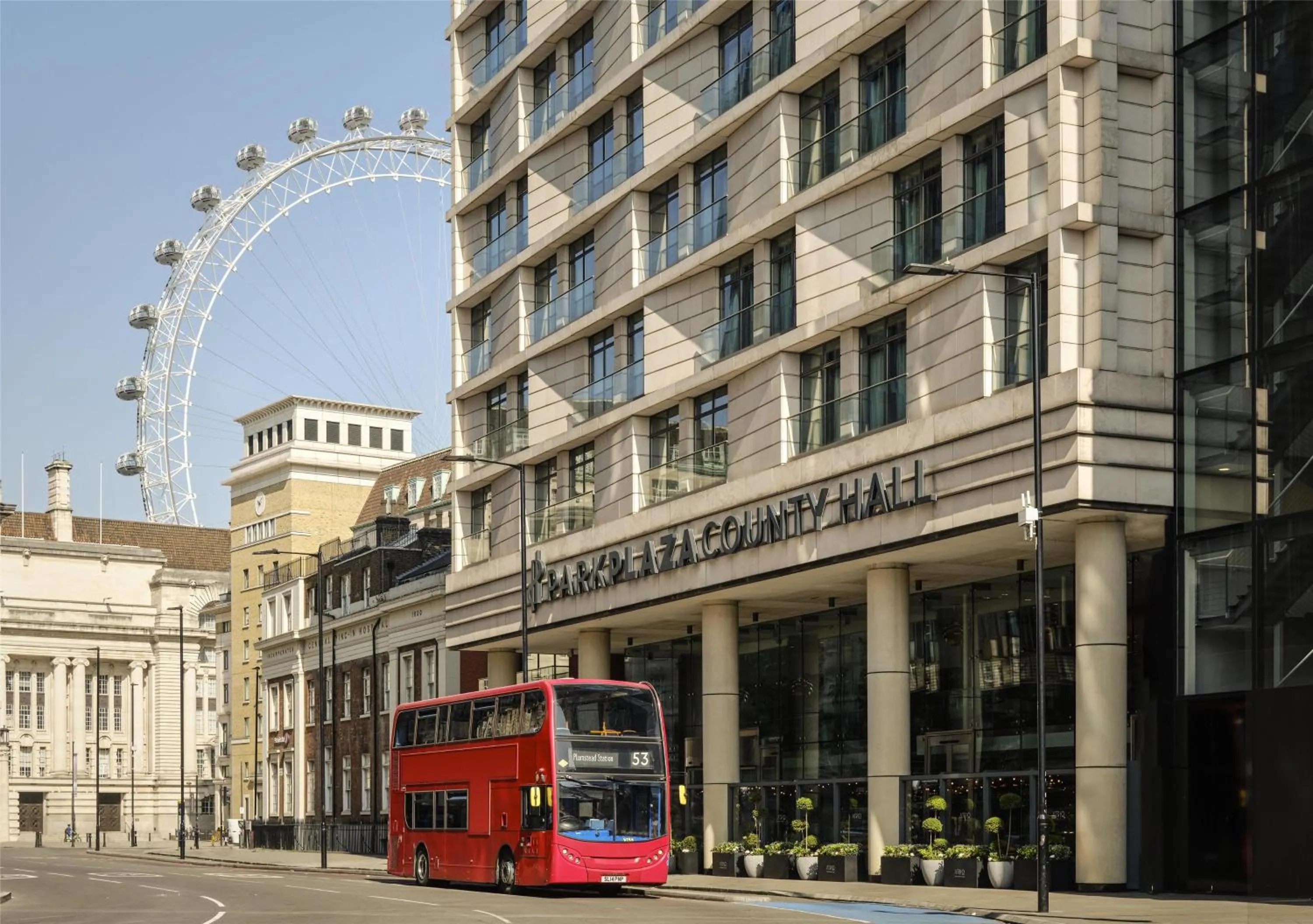 Property building in Park Plaza County Hall London