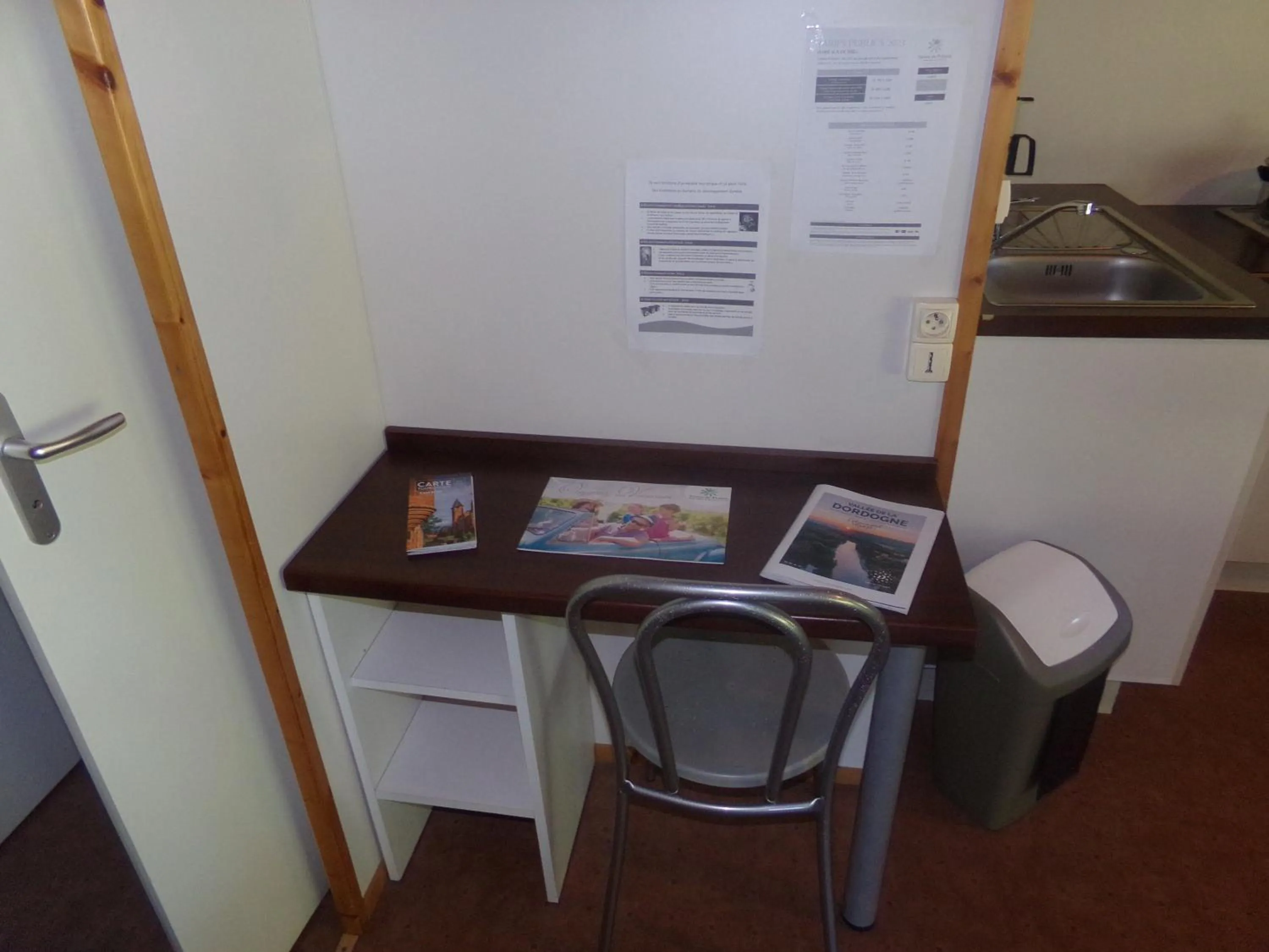 Seating area in Terres de France - Les Hameaux de Miel