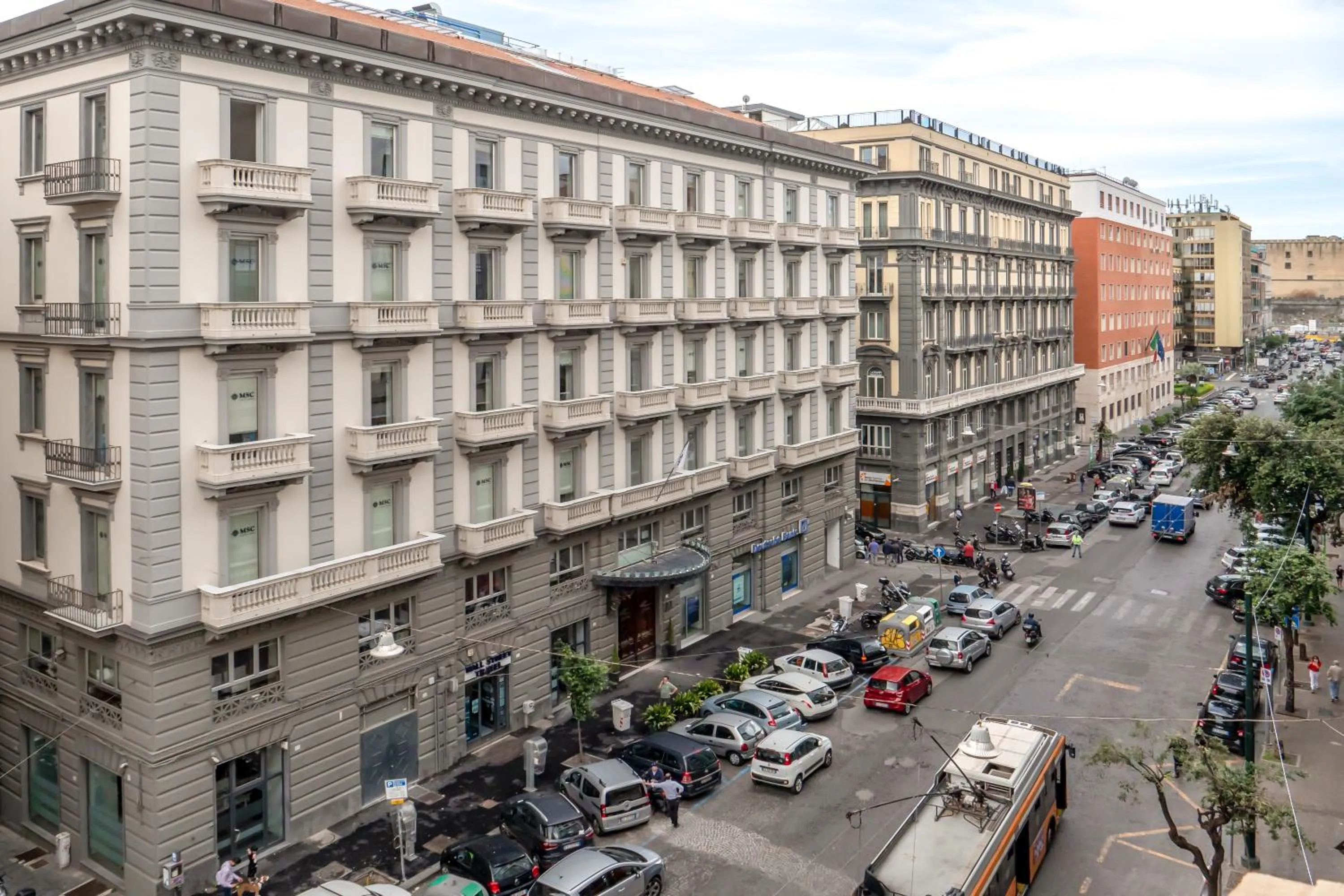 Neighbourhood in Comfort Zone Naples