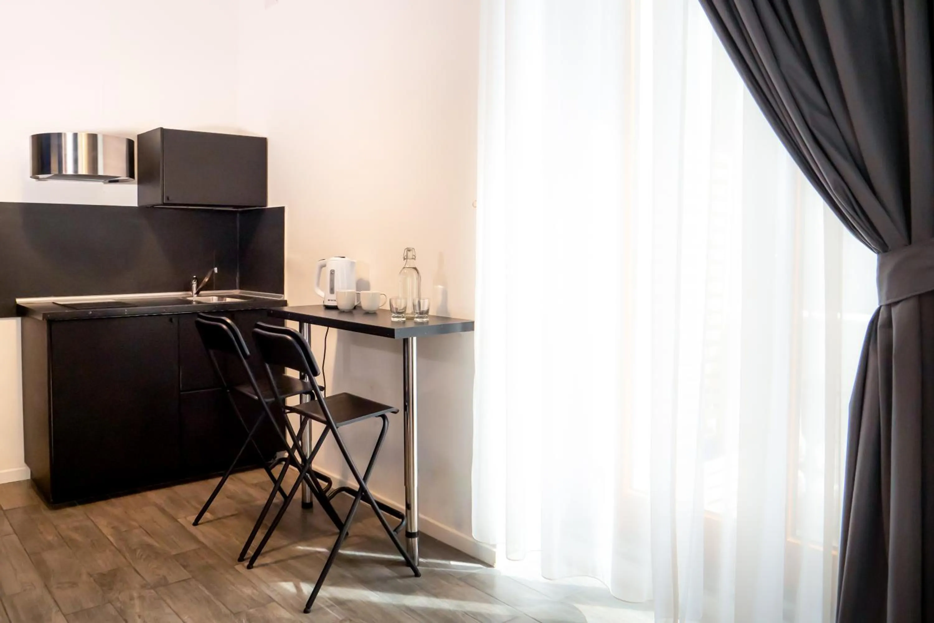 Kitchen or kitchenette in Comfort Zone Naples