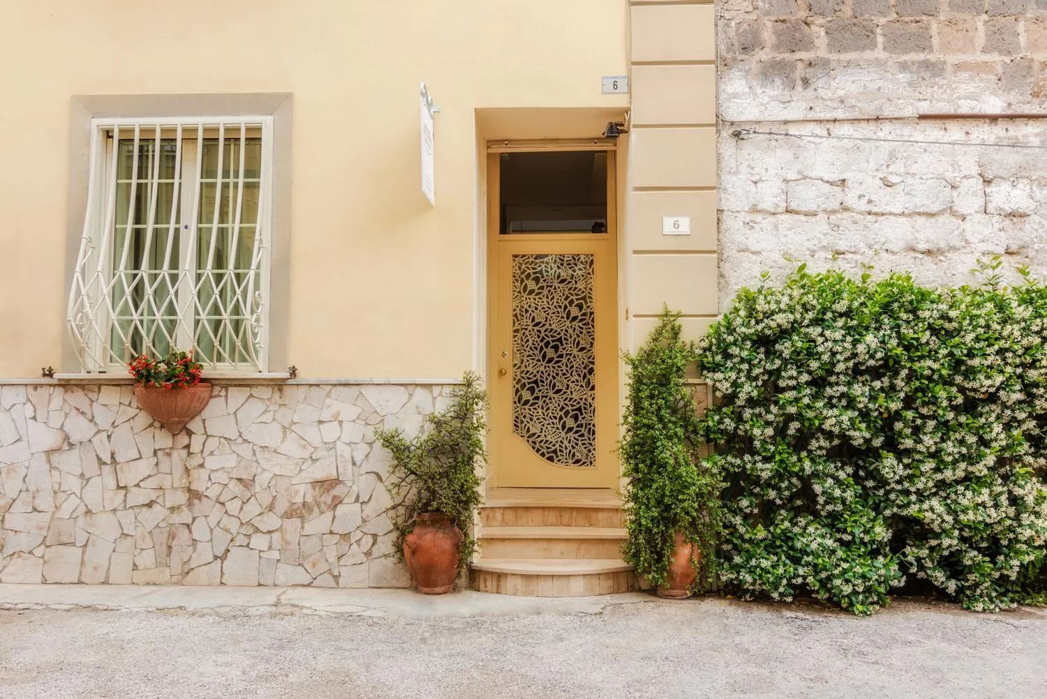 Property building in L'ARENA B&B