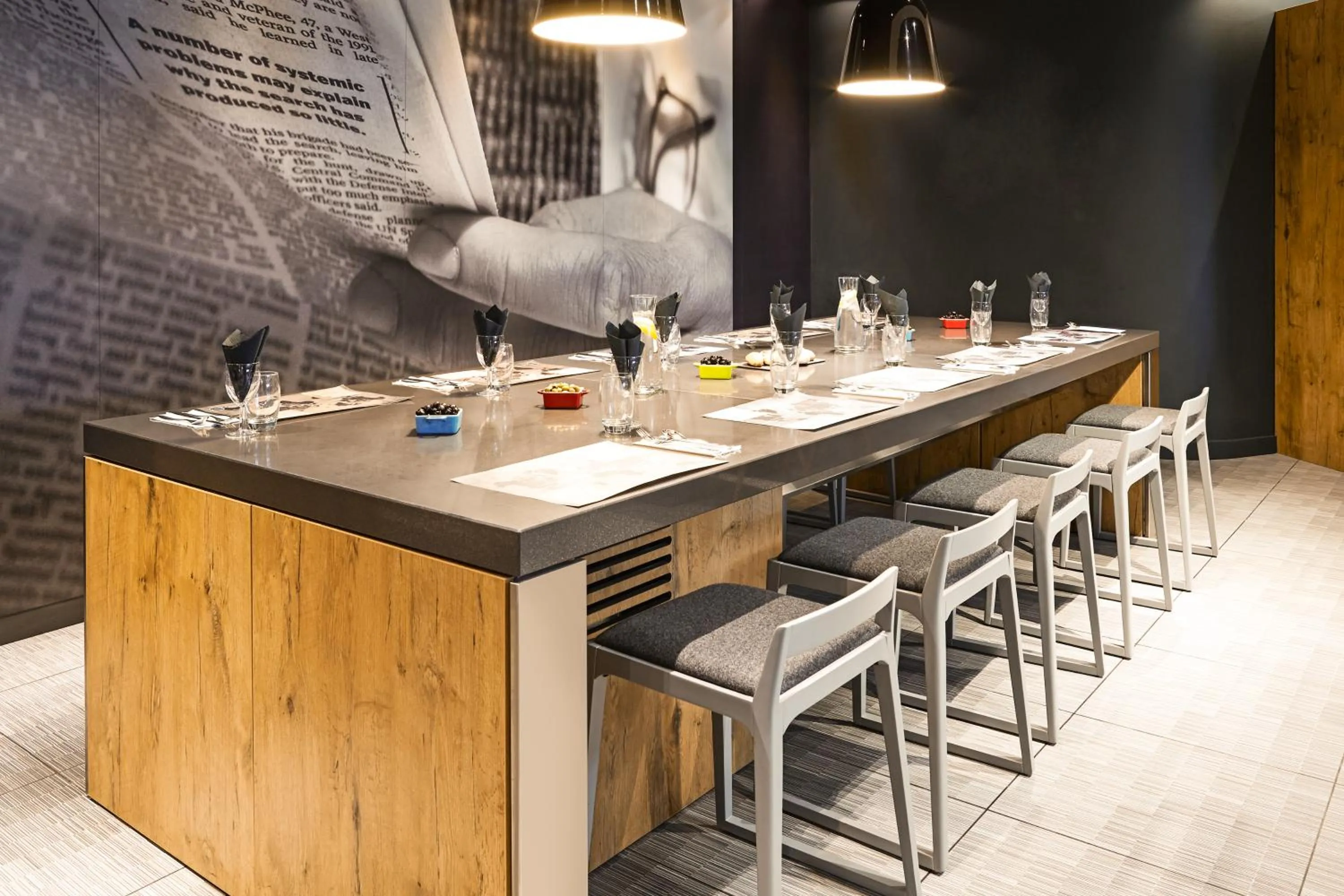 Lounge or bar in ibis Birmingham Centre New Street Station Hotel