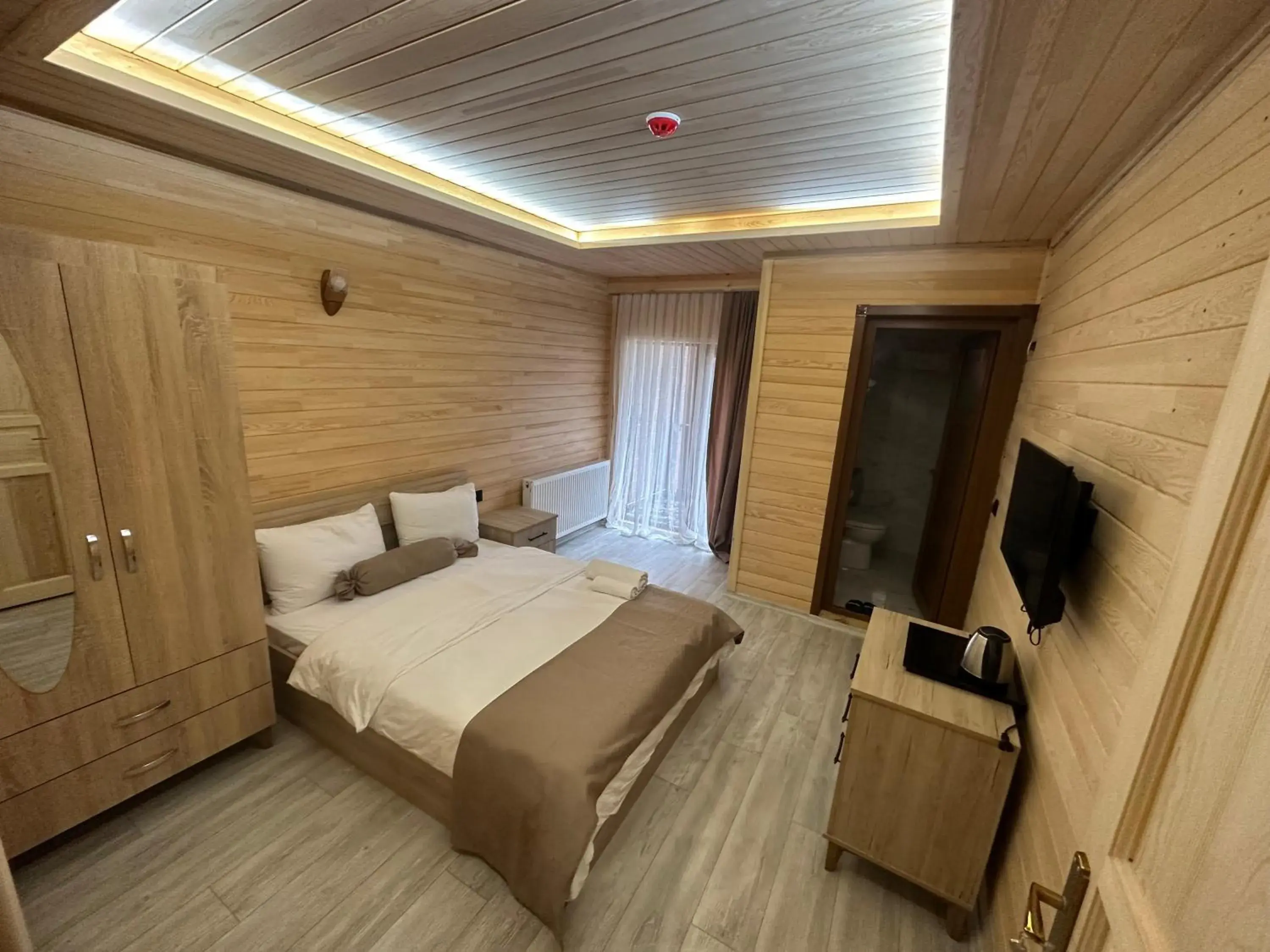 King Room with Balcony in Haros Suite Hotel King Room with Balcony in Haros Suite Hotel