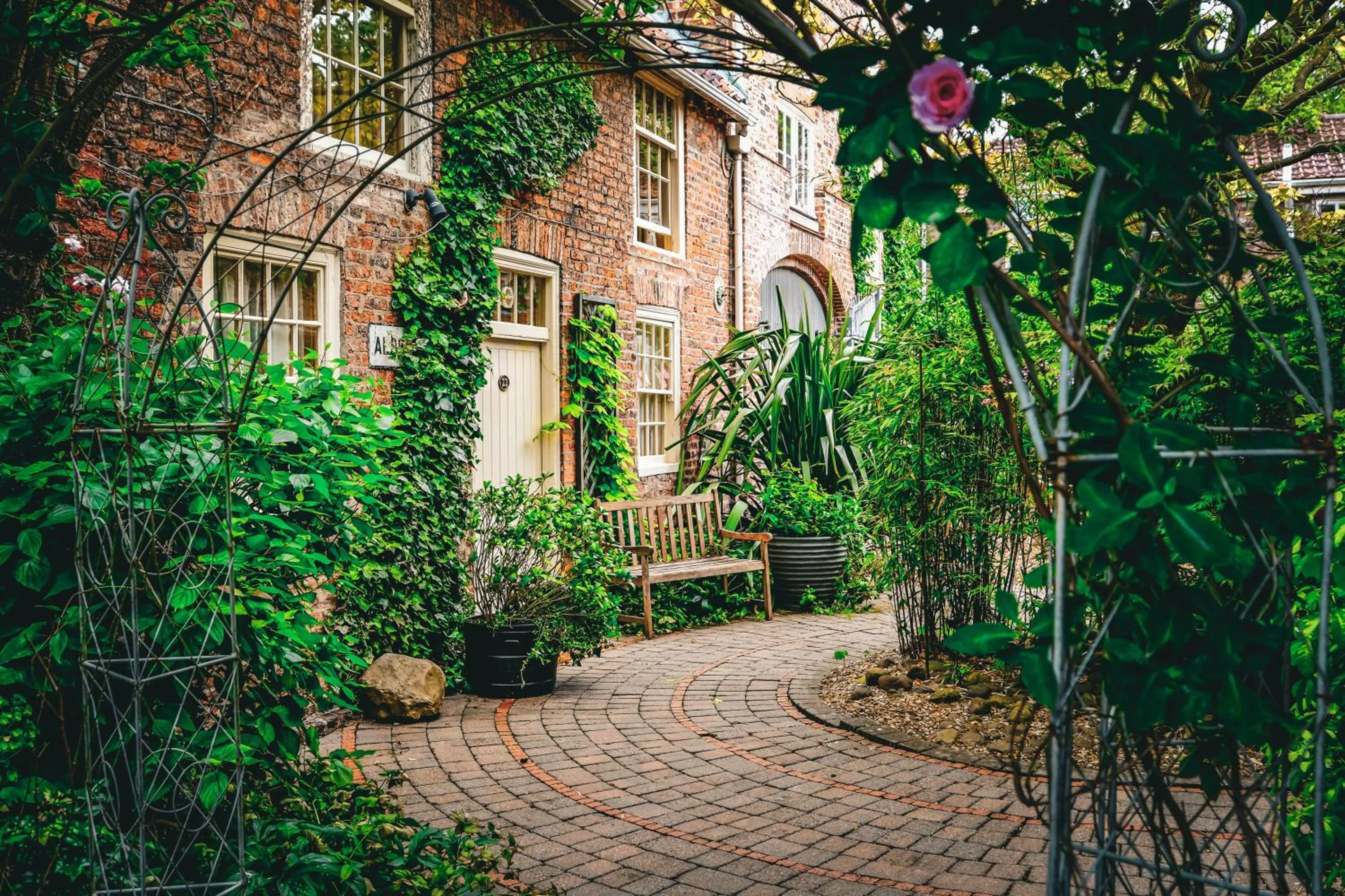 York Pavilion Hotel, BW Signature Collection