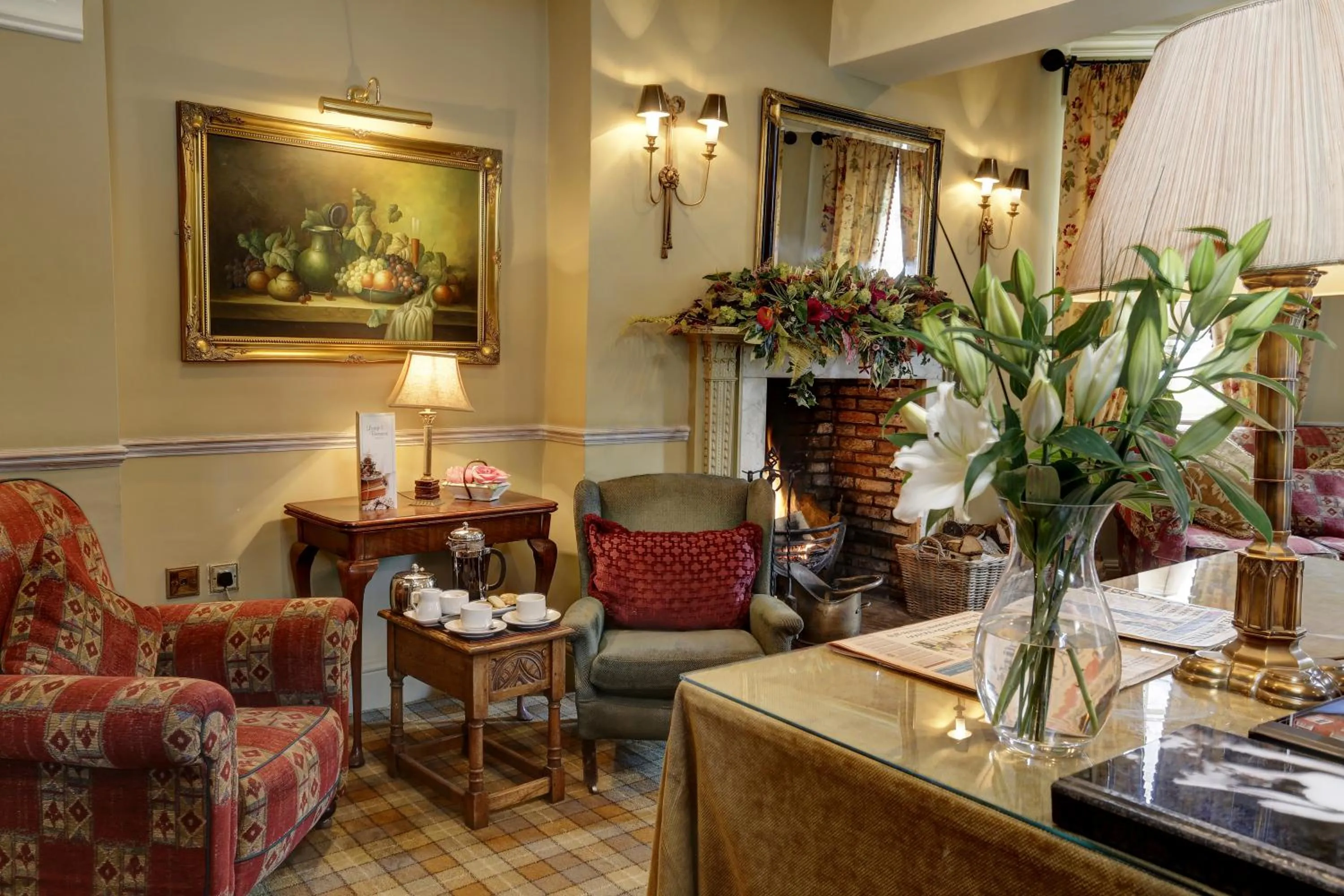 Communal lounge/ TV room in York Pavilion Hotel, BW Signature Collection