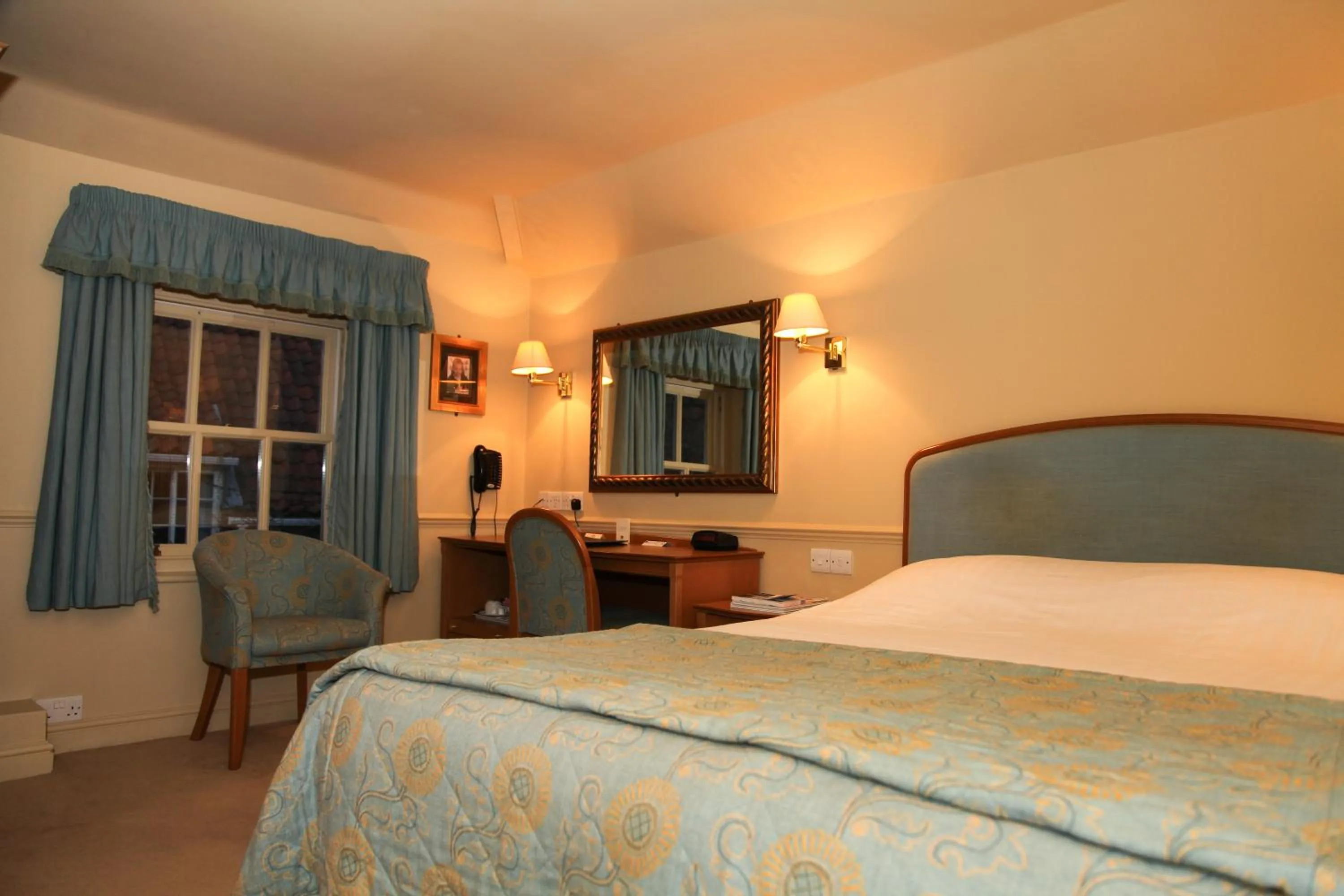 Bed in York Pavilion Hotel, BW Signature Collection