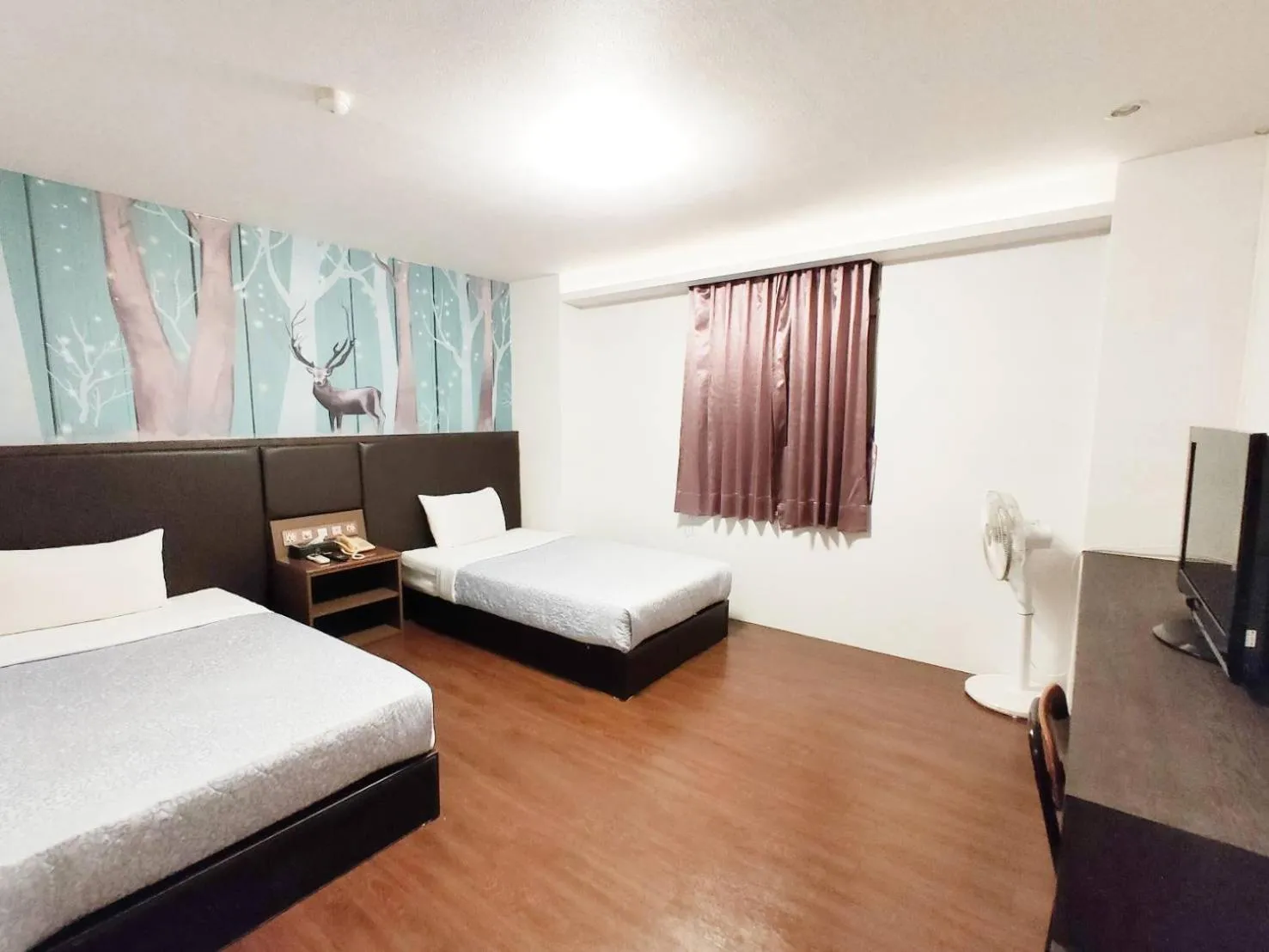 Photo of the whole room, Bed in Royal Business Hotel