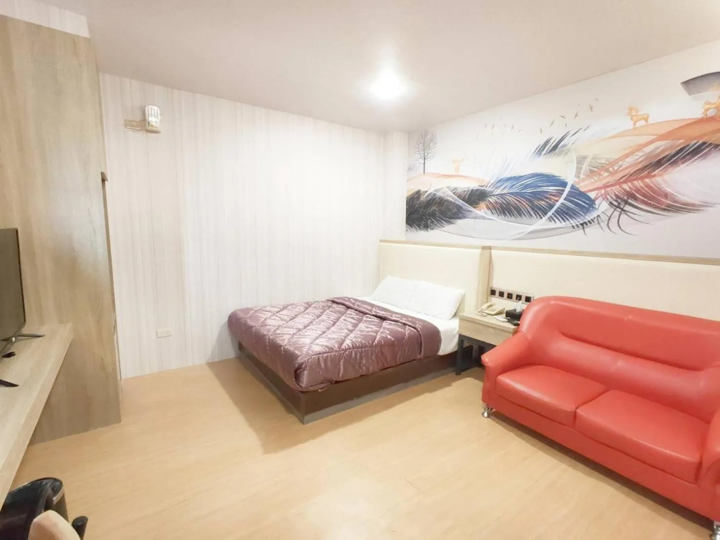 Photo of the whole room in Royal Business Hotel