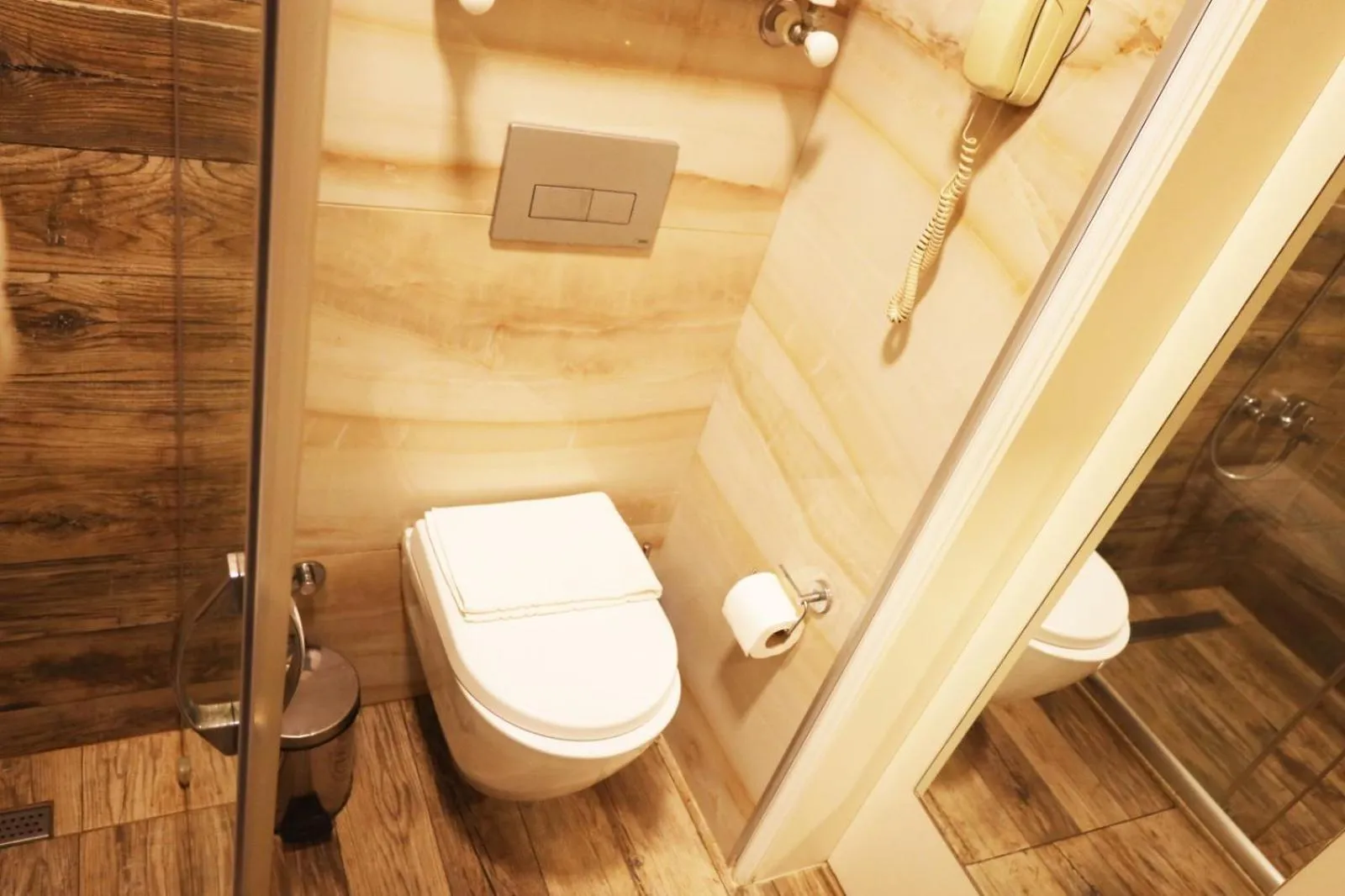 Toilet in Bakirkoy Tashan Business & Airport Hotel