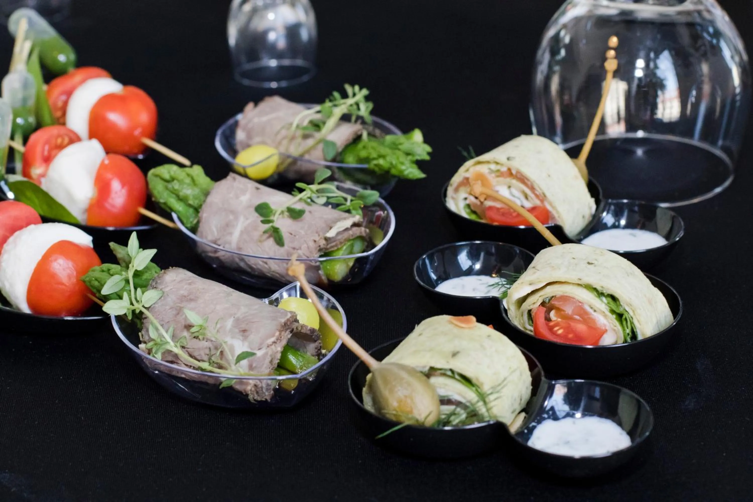 Food and drinks in RJ Hotel