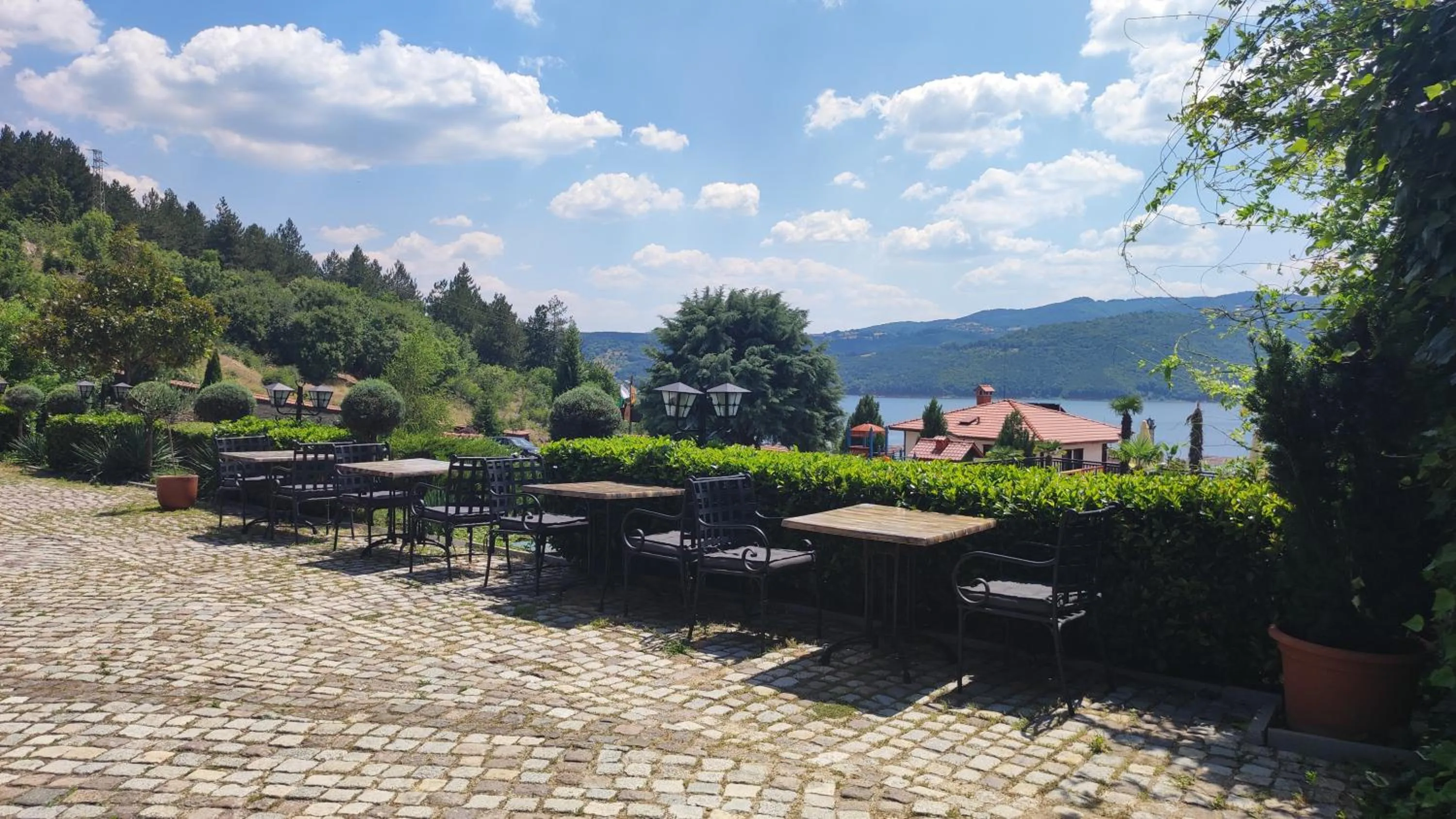 Restaurant/places to eat in Glavatarski Han