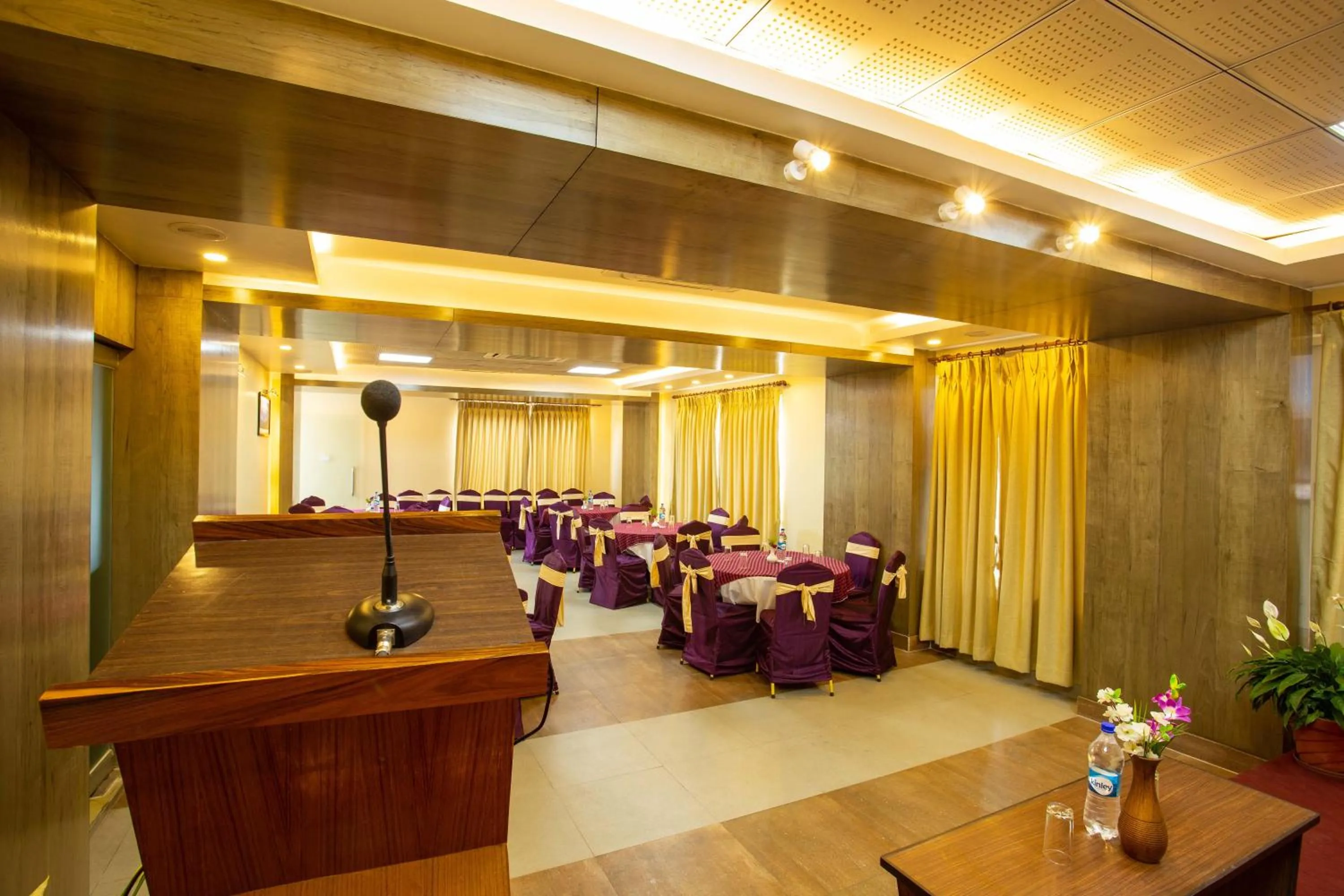 Banquet/Function facilities in Hotel Lake Paradise