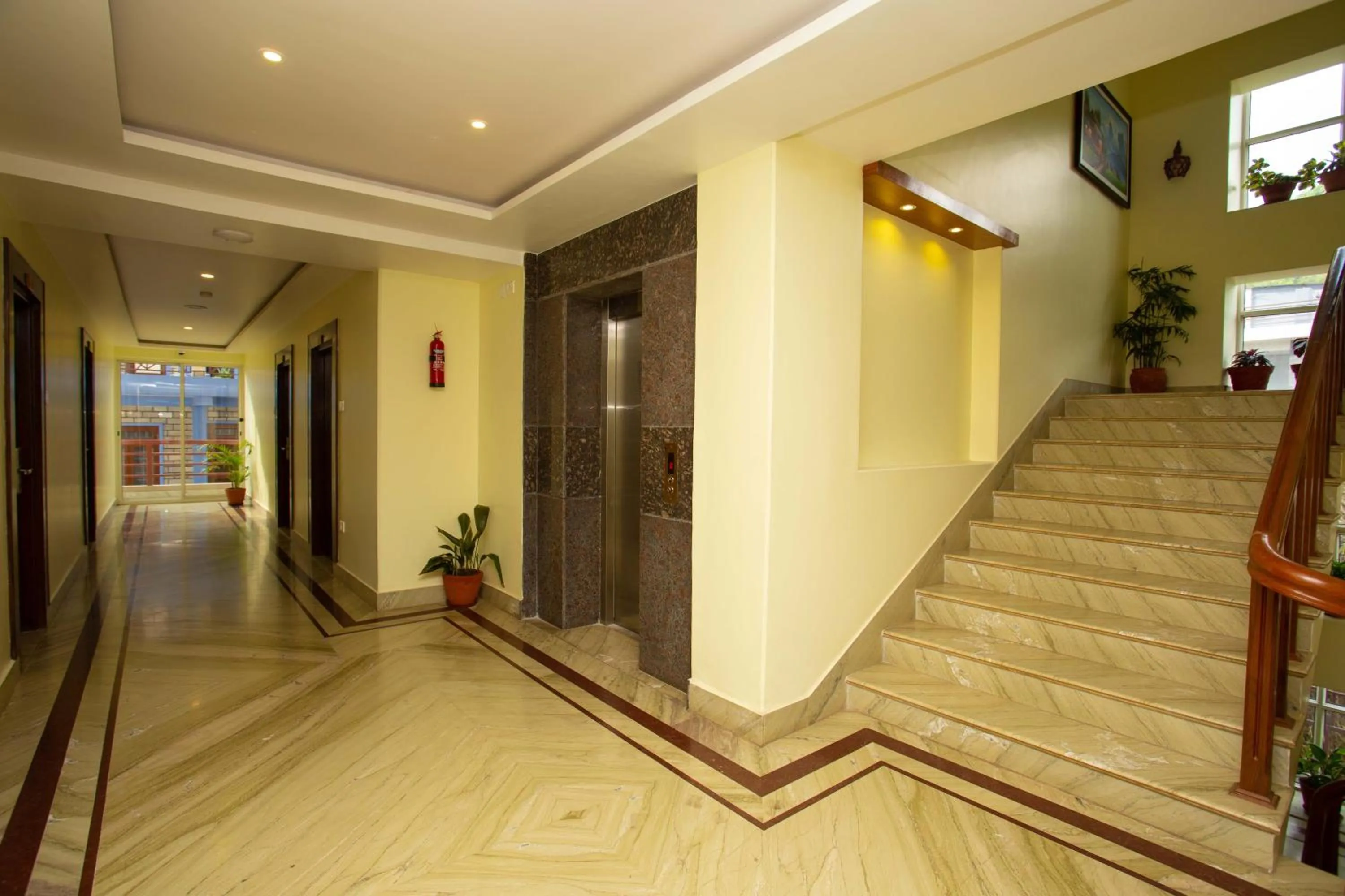 elevator in Hotel Lake Paradise