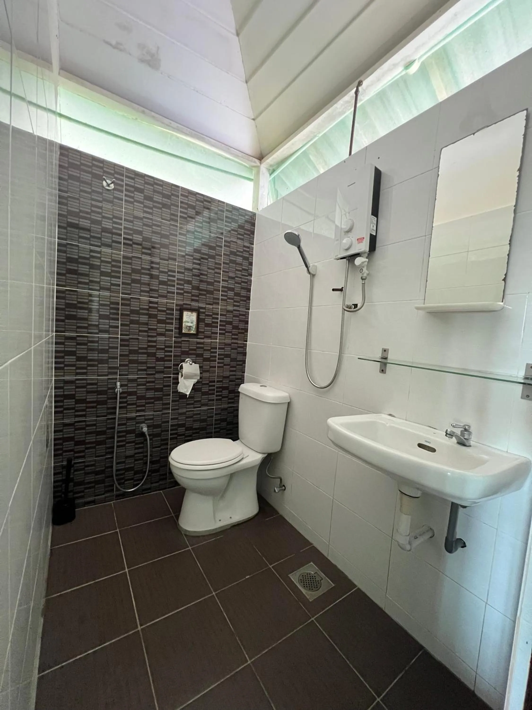 Toilet in 1511 Coconut Grove