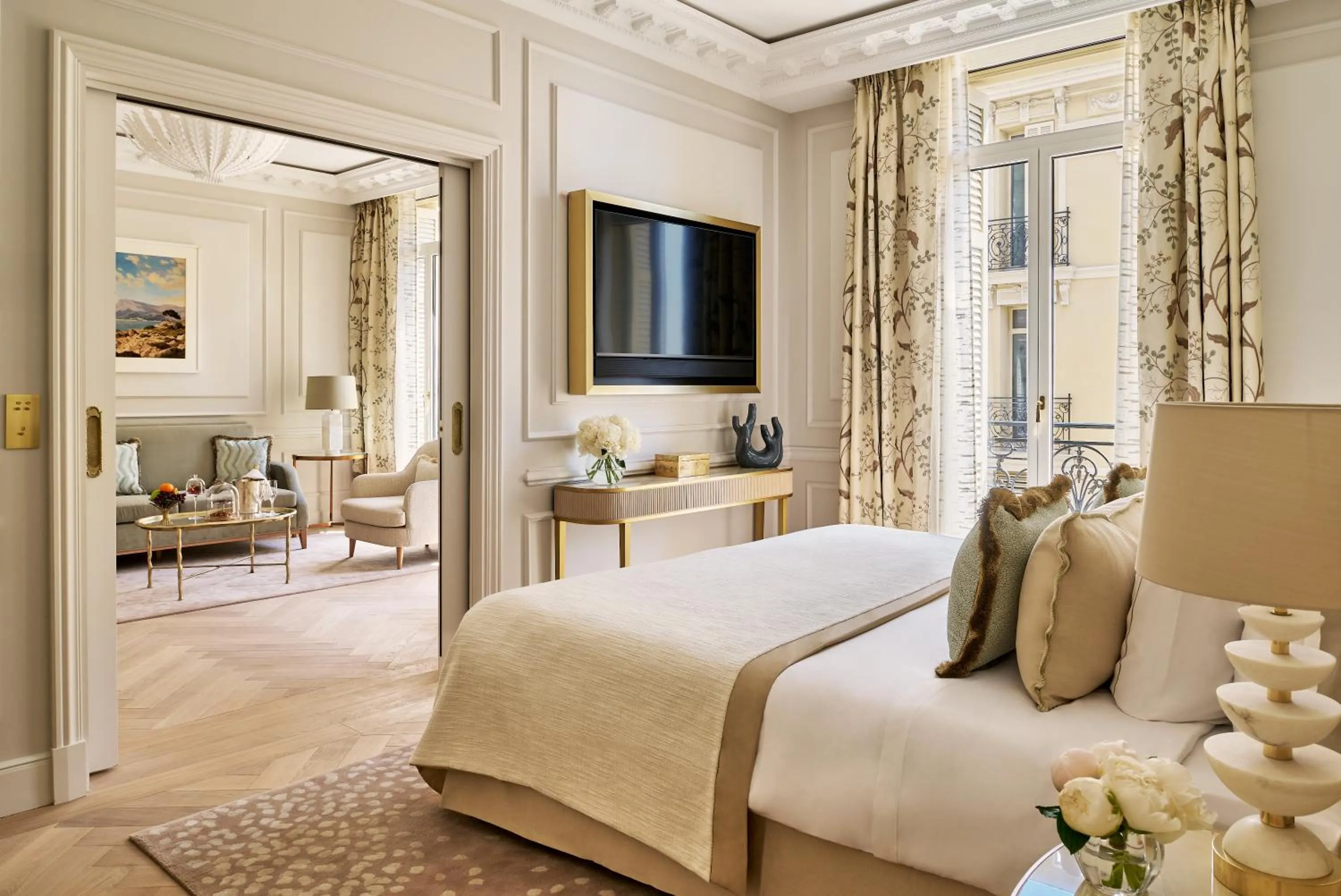 Photo of the whole room, Bed in Hôtel Hermitage Monte-Carlo