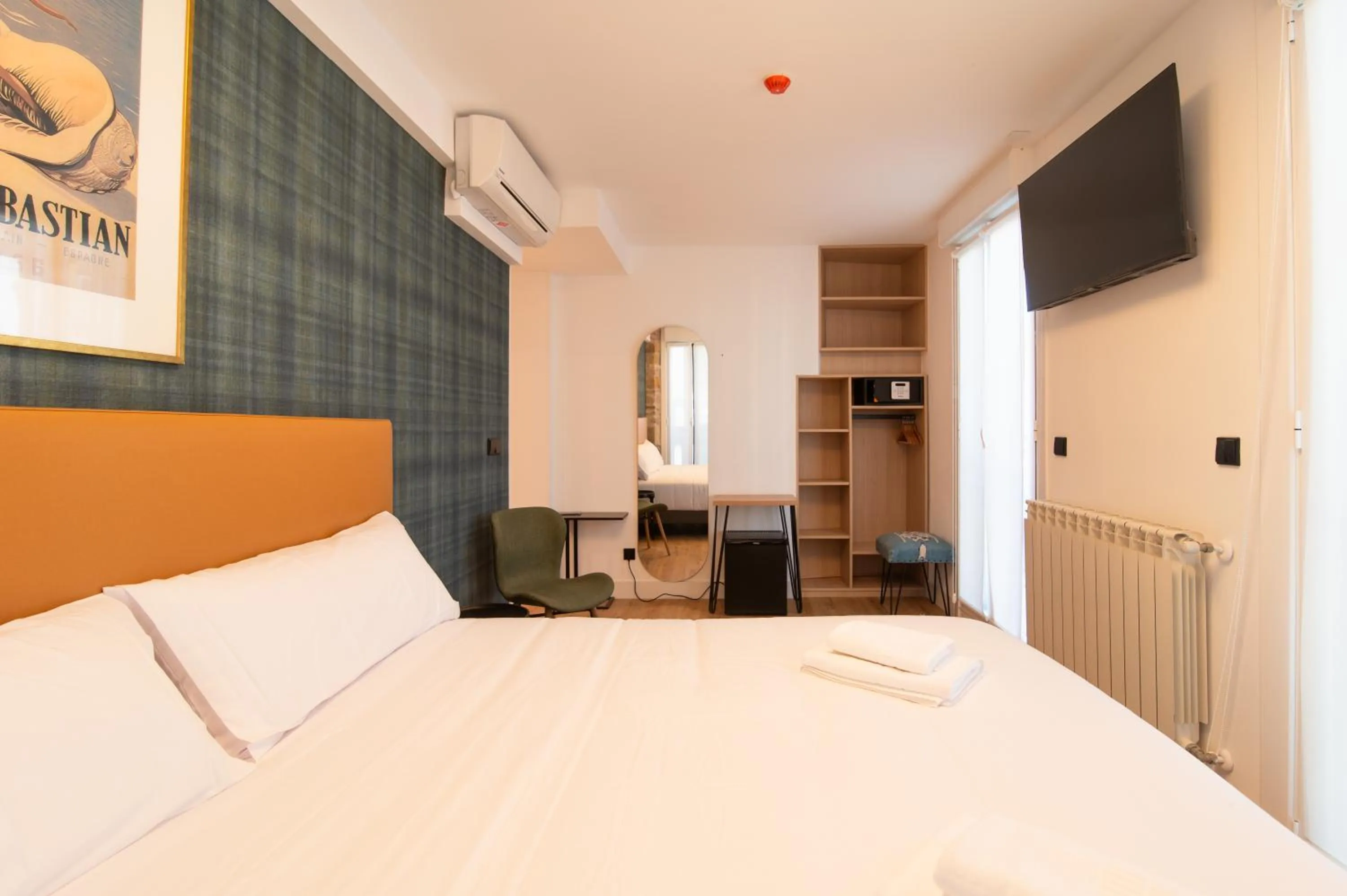 Bed in Boulevard Roomss