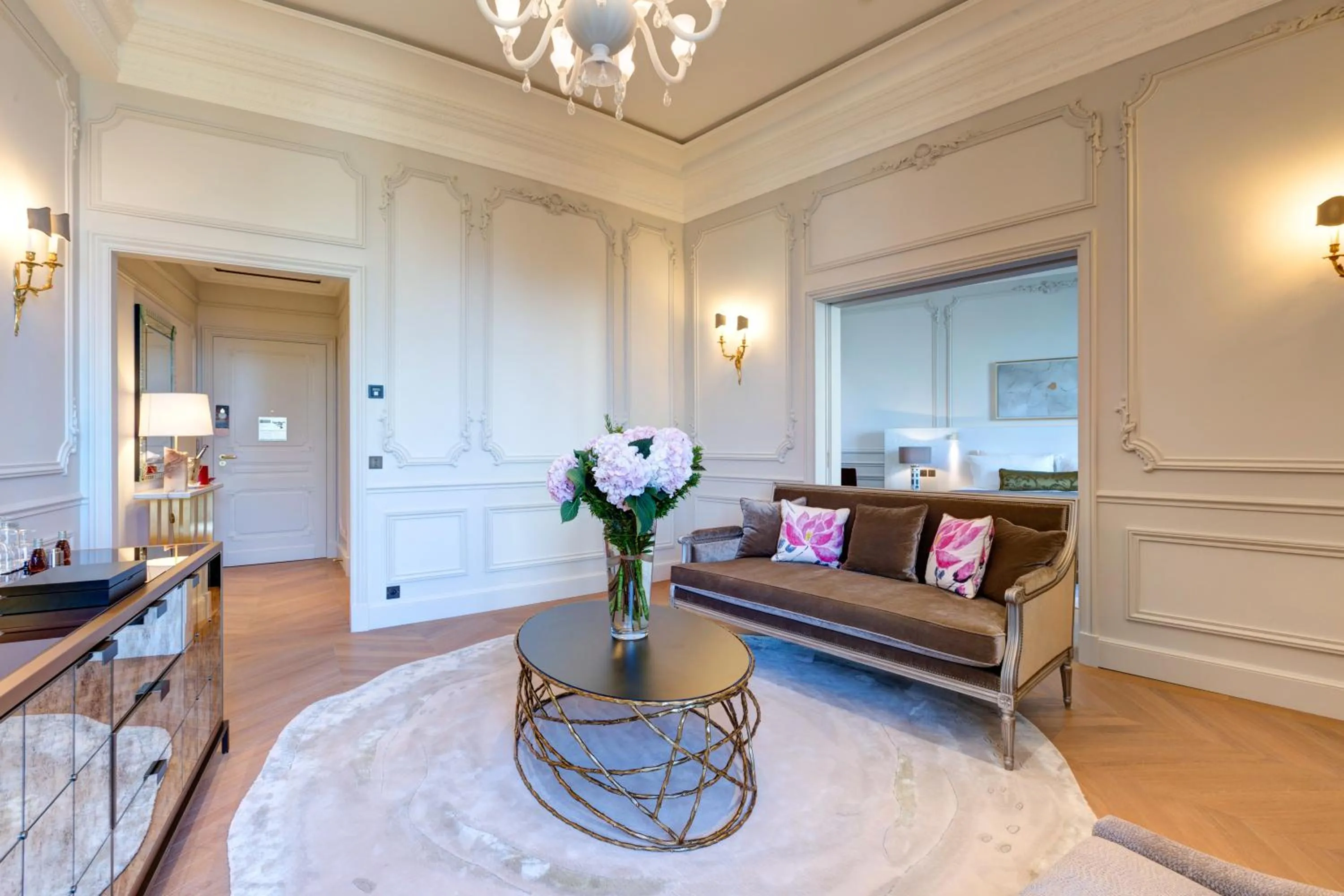 Living room in Hôtel de Paris Monte-Carlo