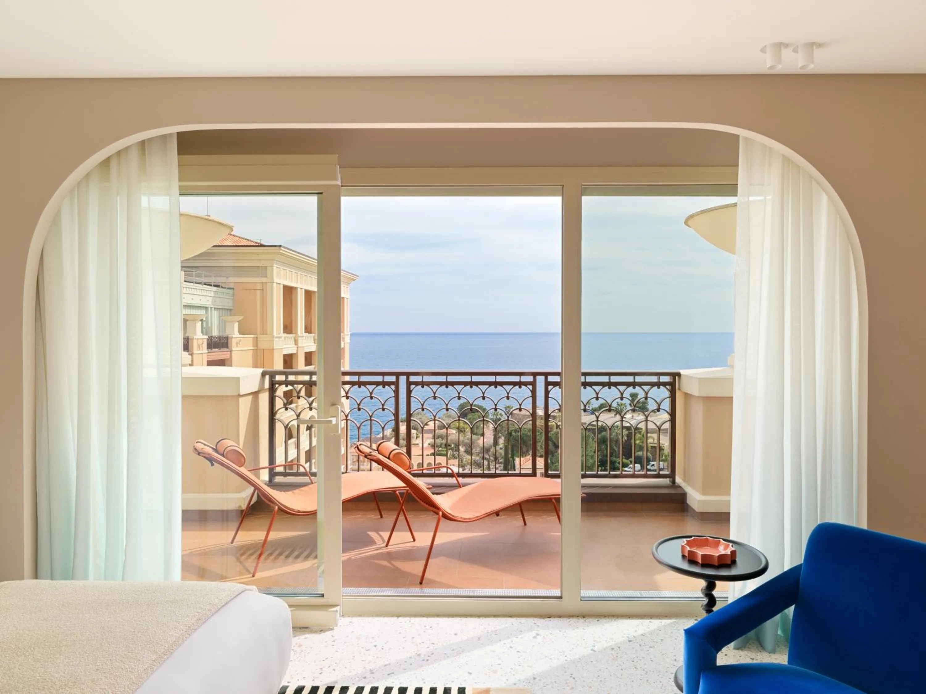 Patio in Monte-Carlo Bay Hotel & Resort