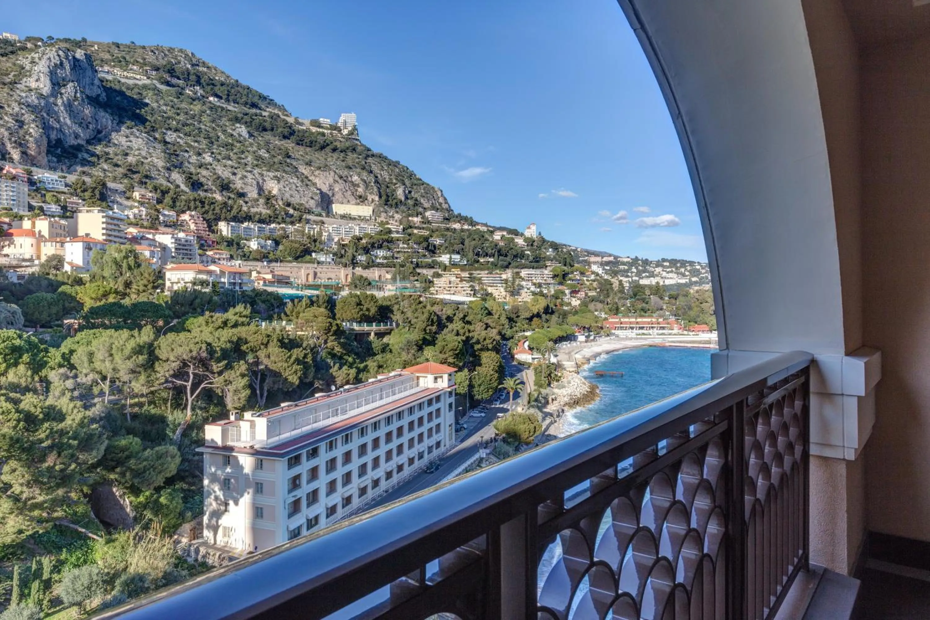 Mountain view in Monte-Carlo Bay Hotel & Resort