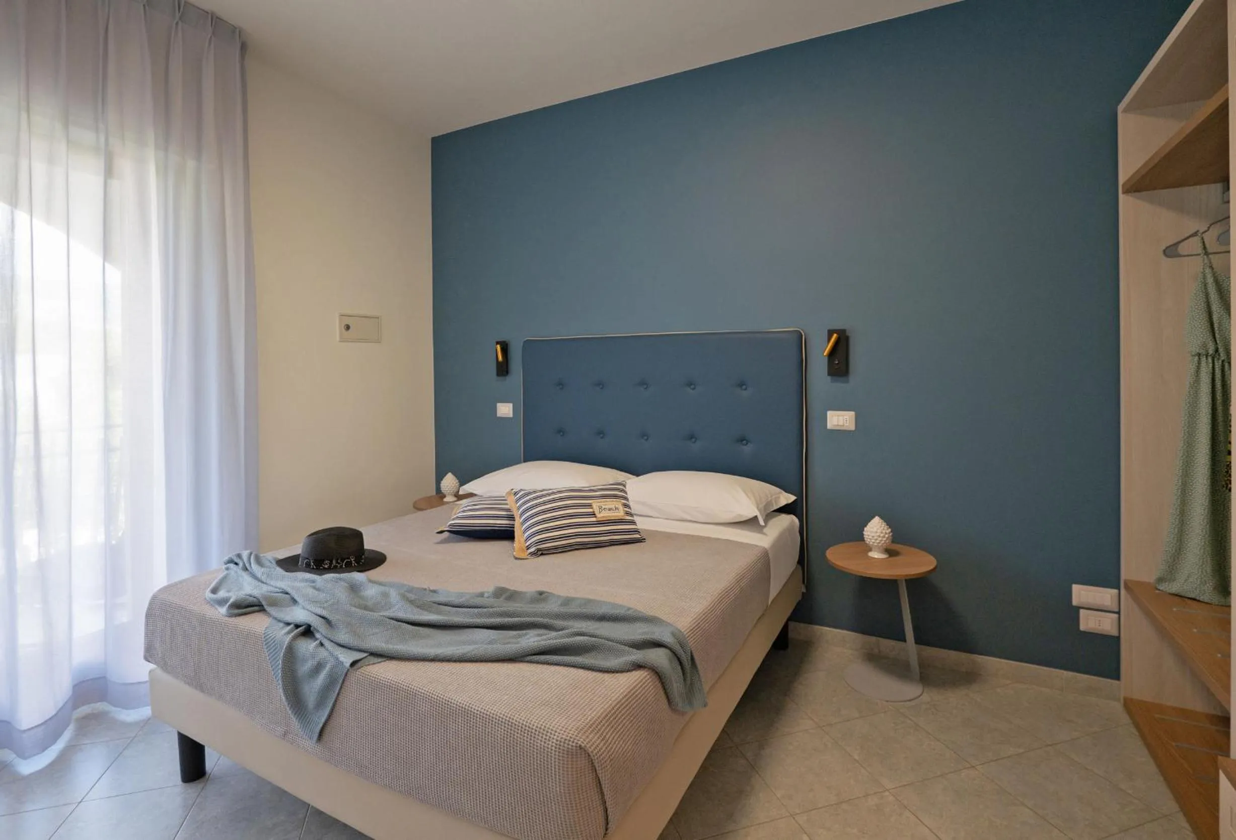 Balcony/Terrace, Bed in Hotel Residence Torre Del Porto