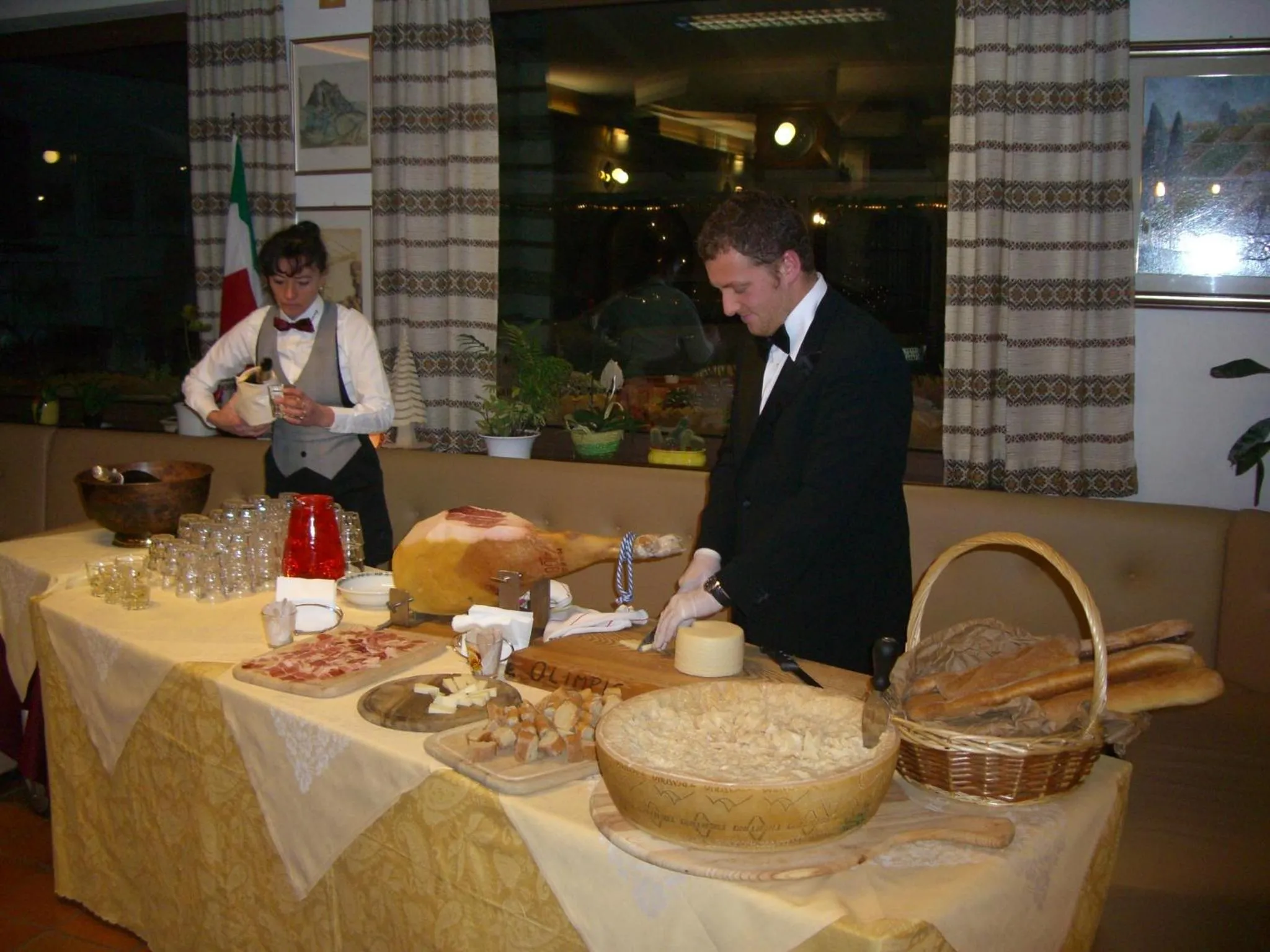 Drinks in Hotel Olimpic