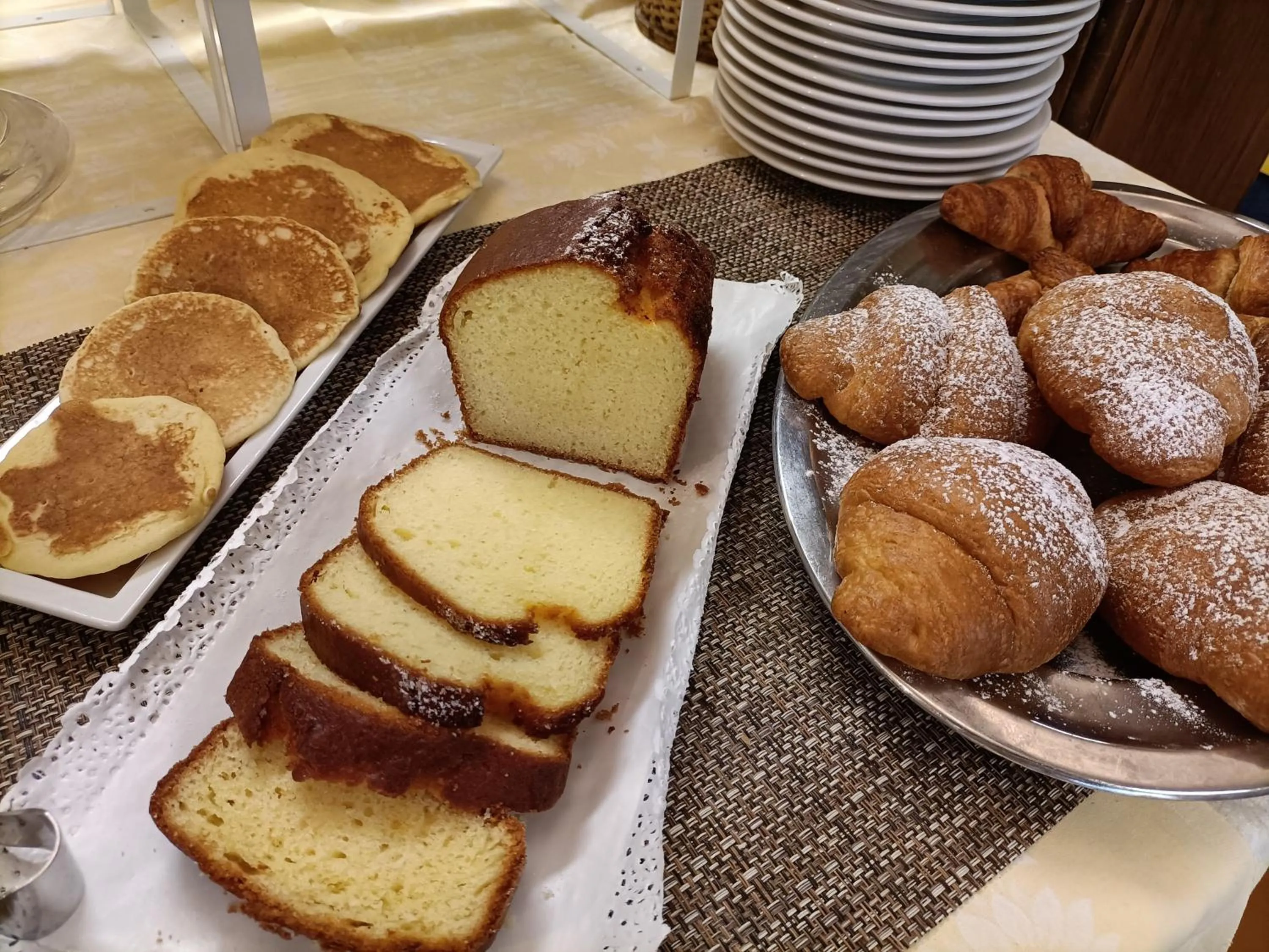 Breakfast in Hotel Olimpic