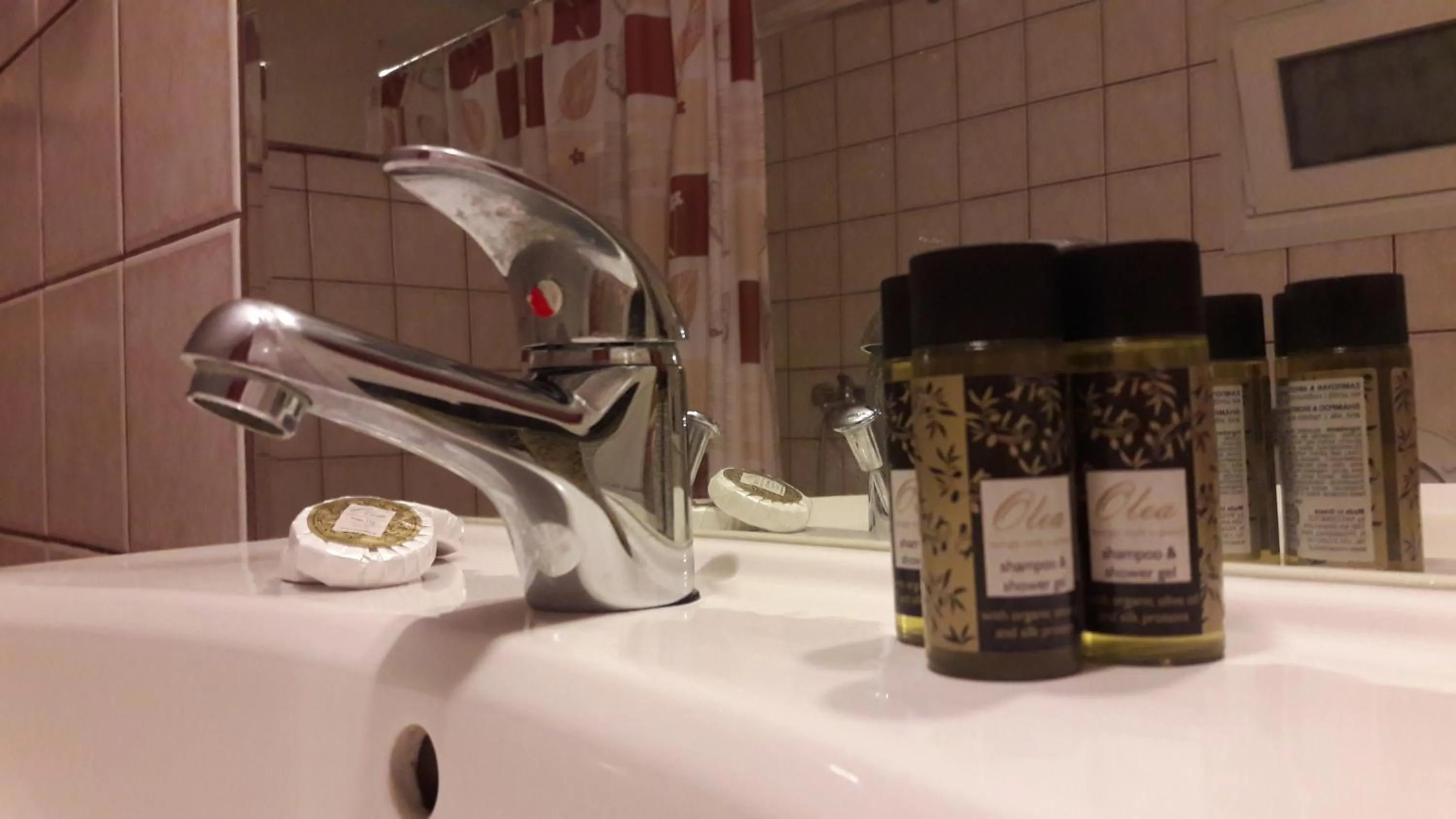 Bathroom in Anestis Studios