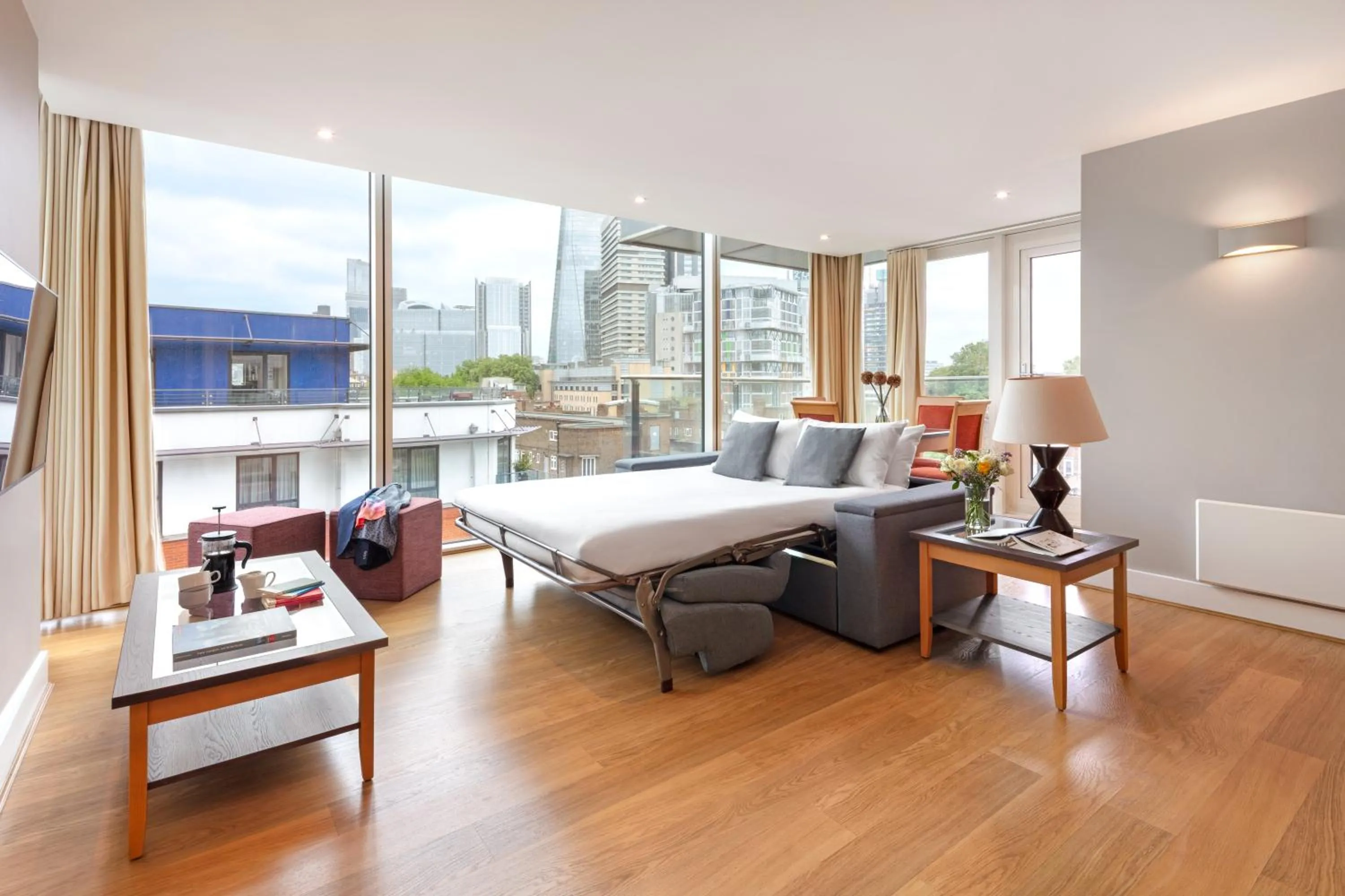 Bed in Marlin Apartments London Bridge - Empire Square
