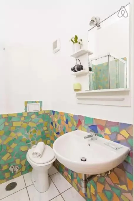 Bathroom in Bed and Breakfast Adelberga