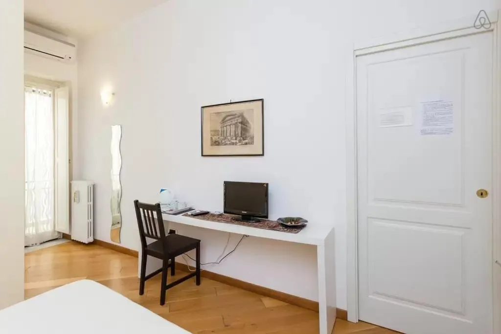 Decorative detail, Bed in Bed and Breakfast Adelberga