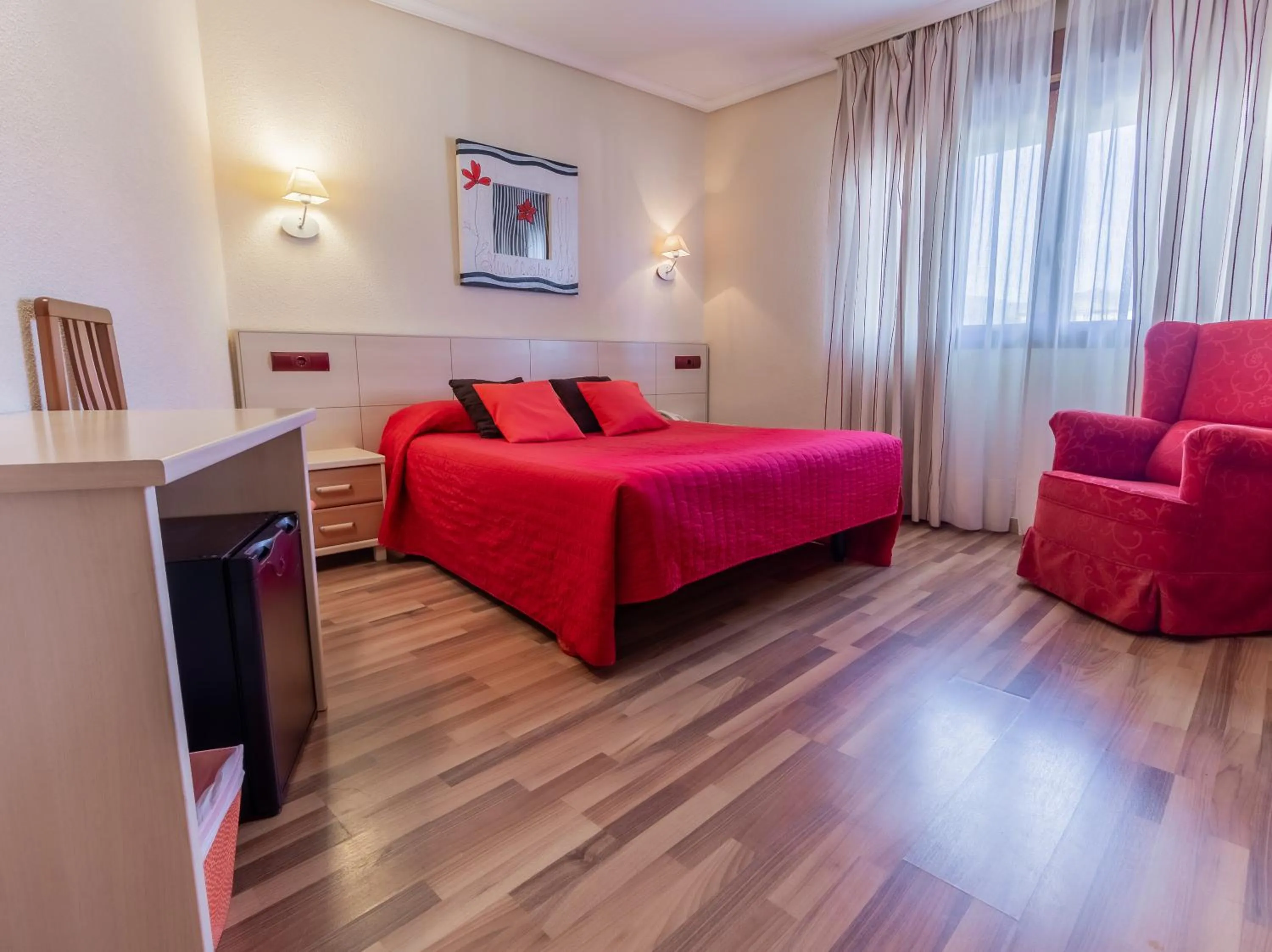 Photo of the whole room, Bed in Hostal Rural El Caño by Vivere Stays