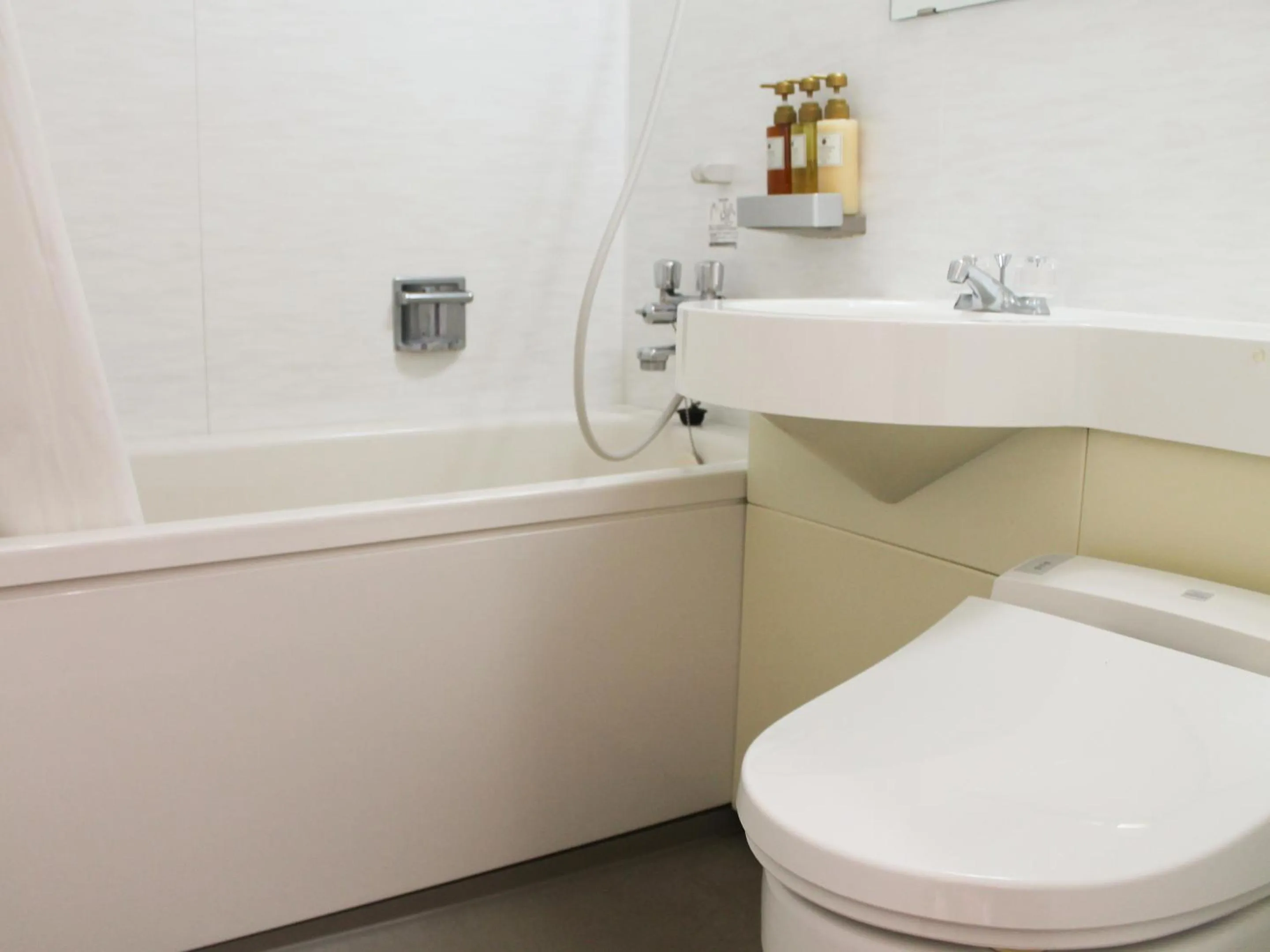 Toilet in Pine Shima Resort Coral Fish