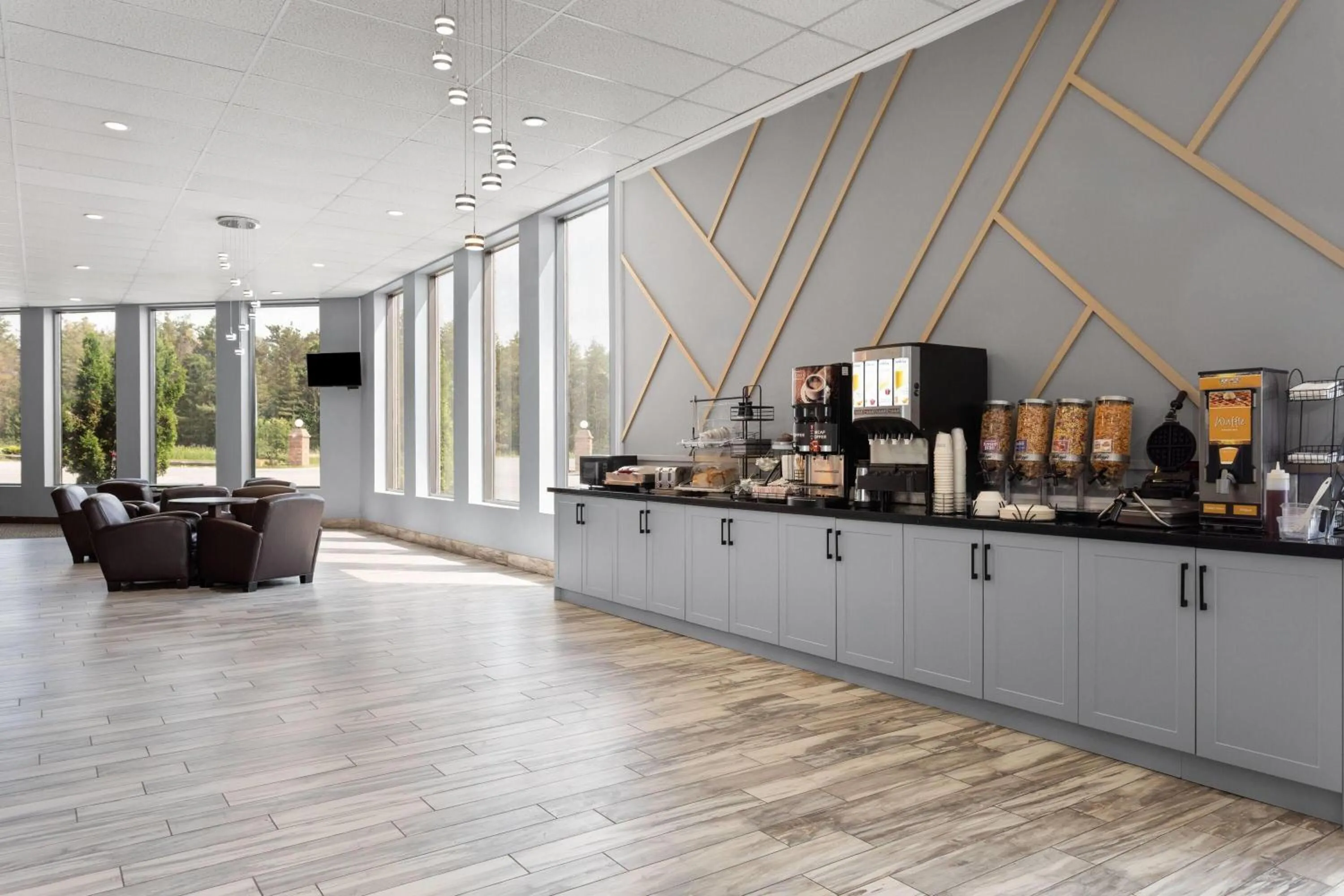 Breakfast in Travelodge by Wyndham Lindsay