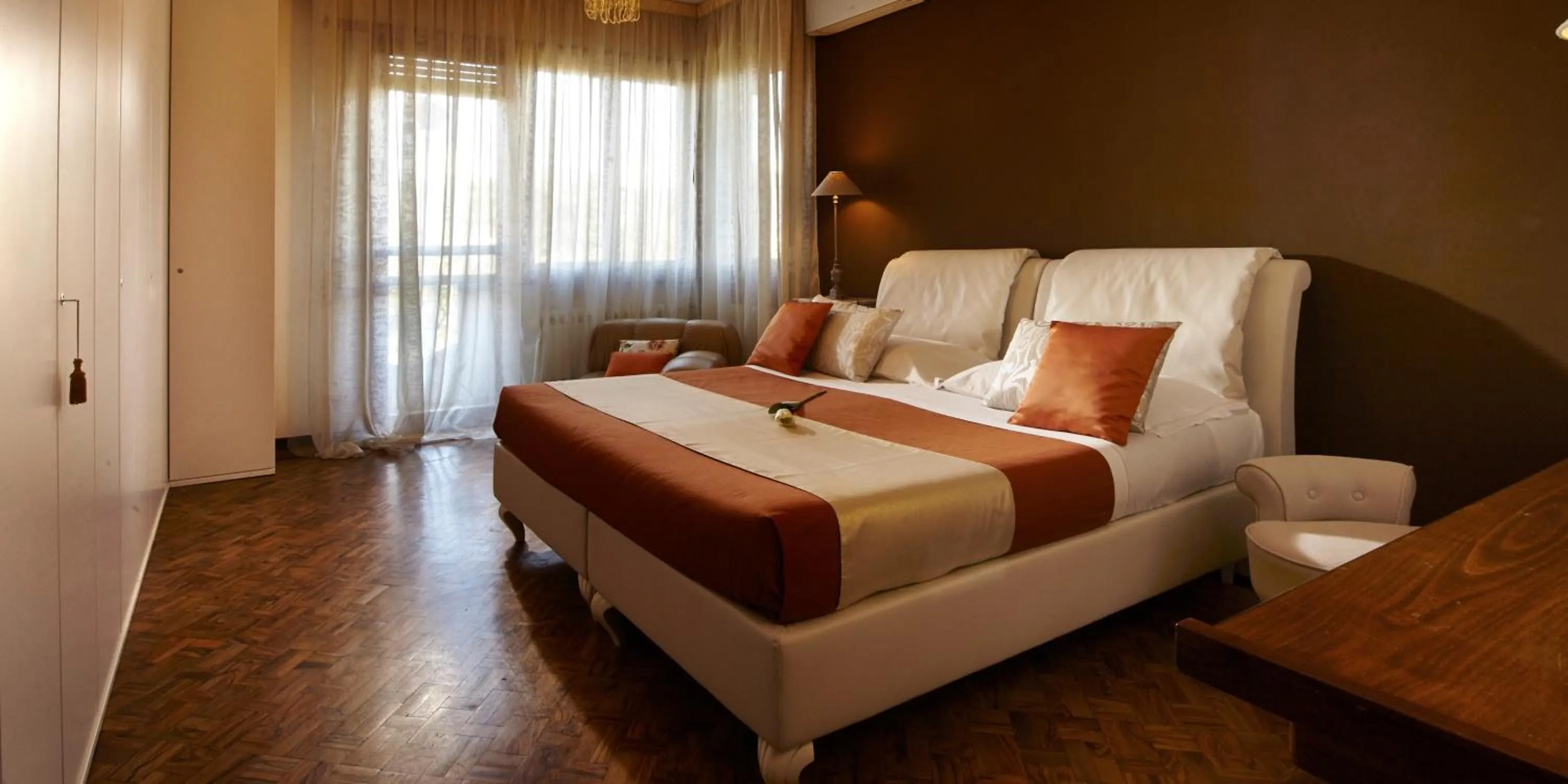 Photo of the whole room, Bed in La Dimora Del Bassotto