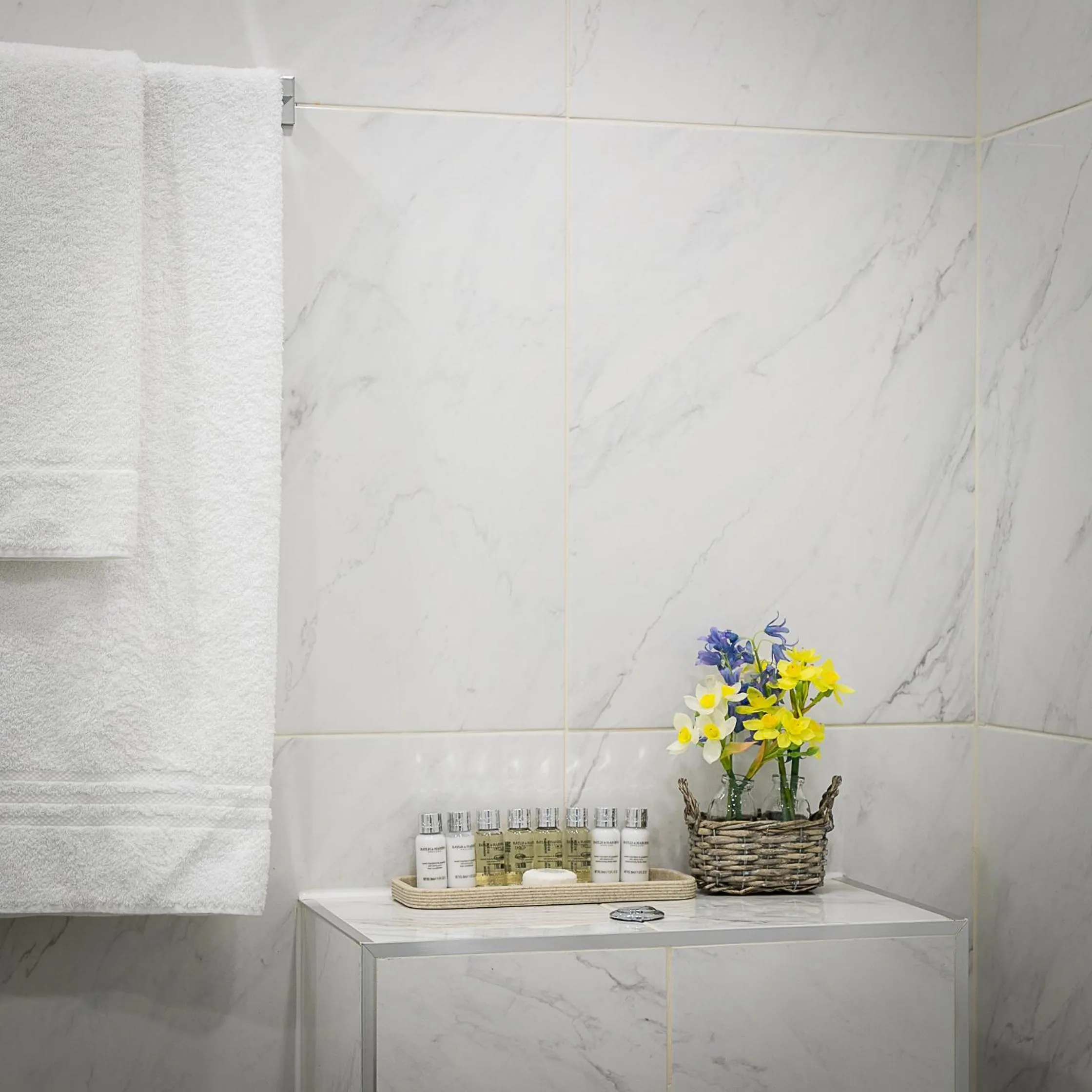 Bathroom in Cromwell road apartments