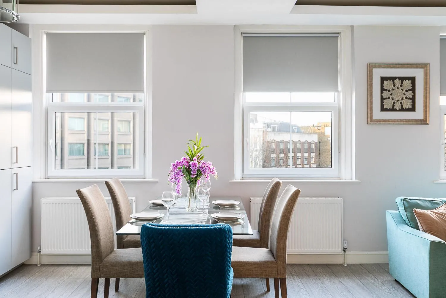 Kitchen or kitchenette in Cromwell road apartments