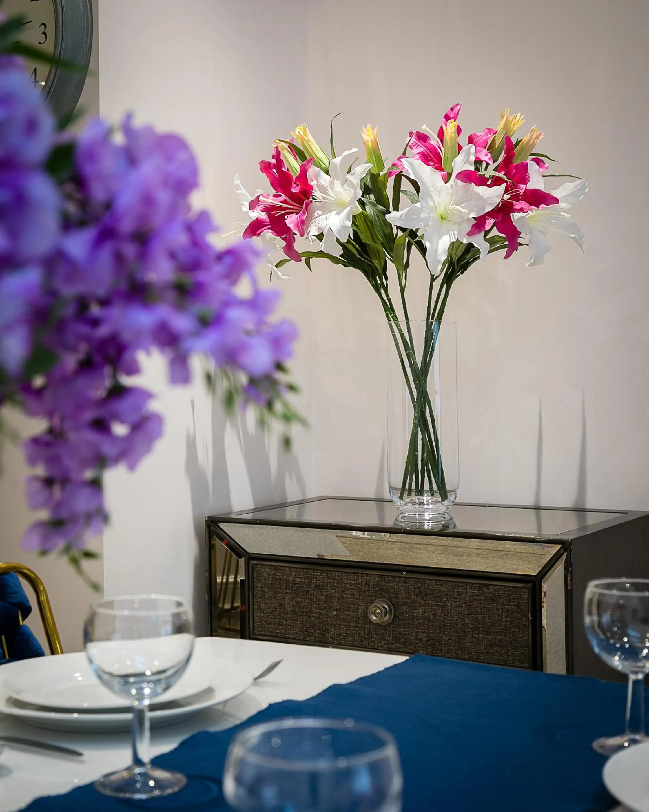 Food and drinks in Cromwell road apartments