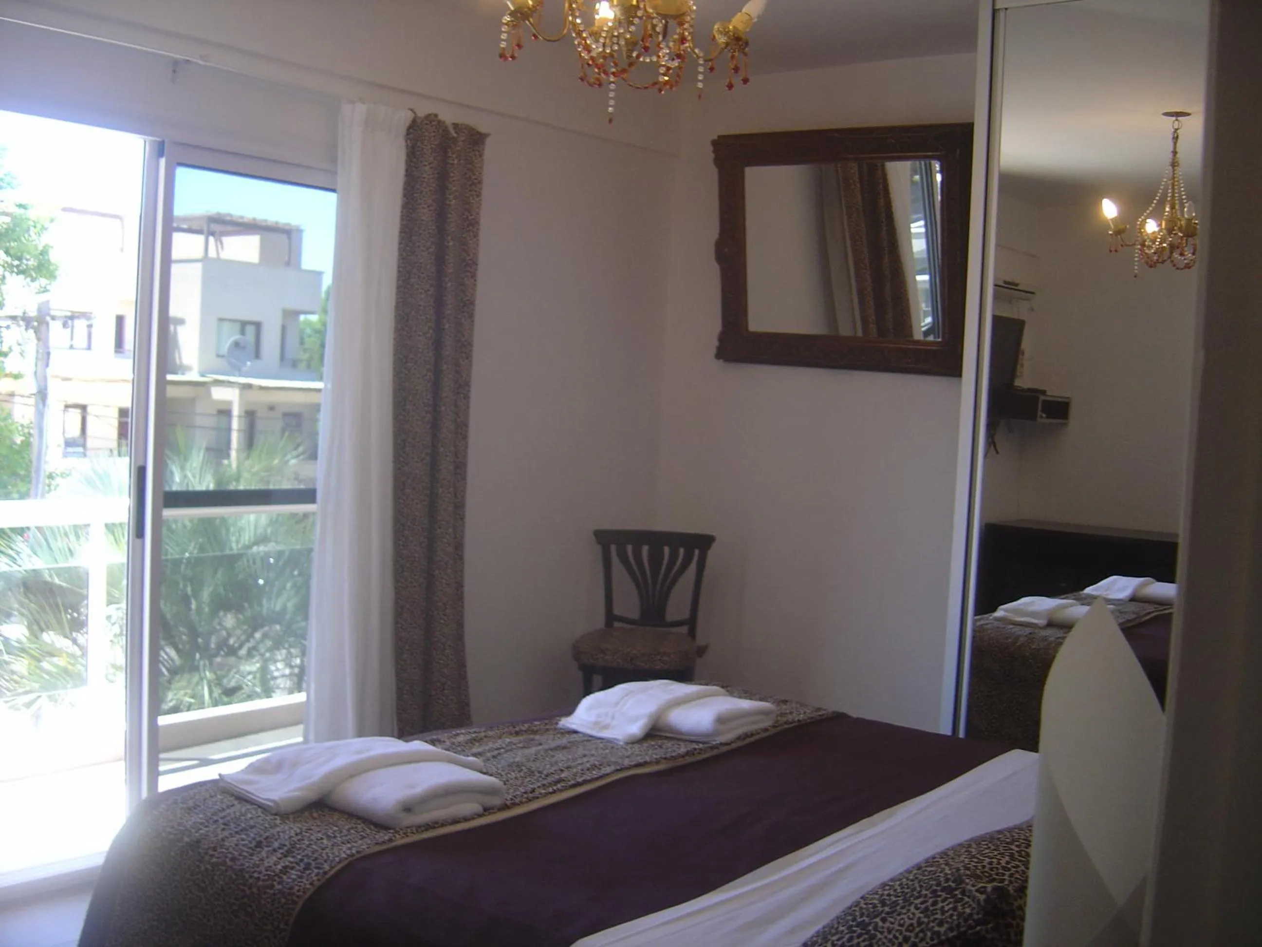 Day, Bed in Apart & Hotel Neptuno