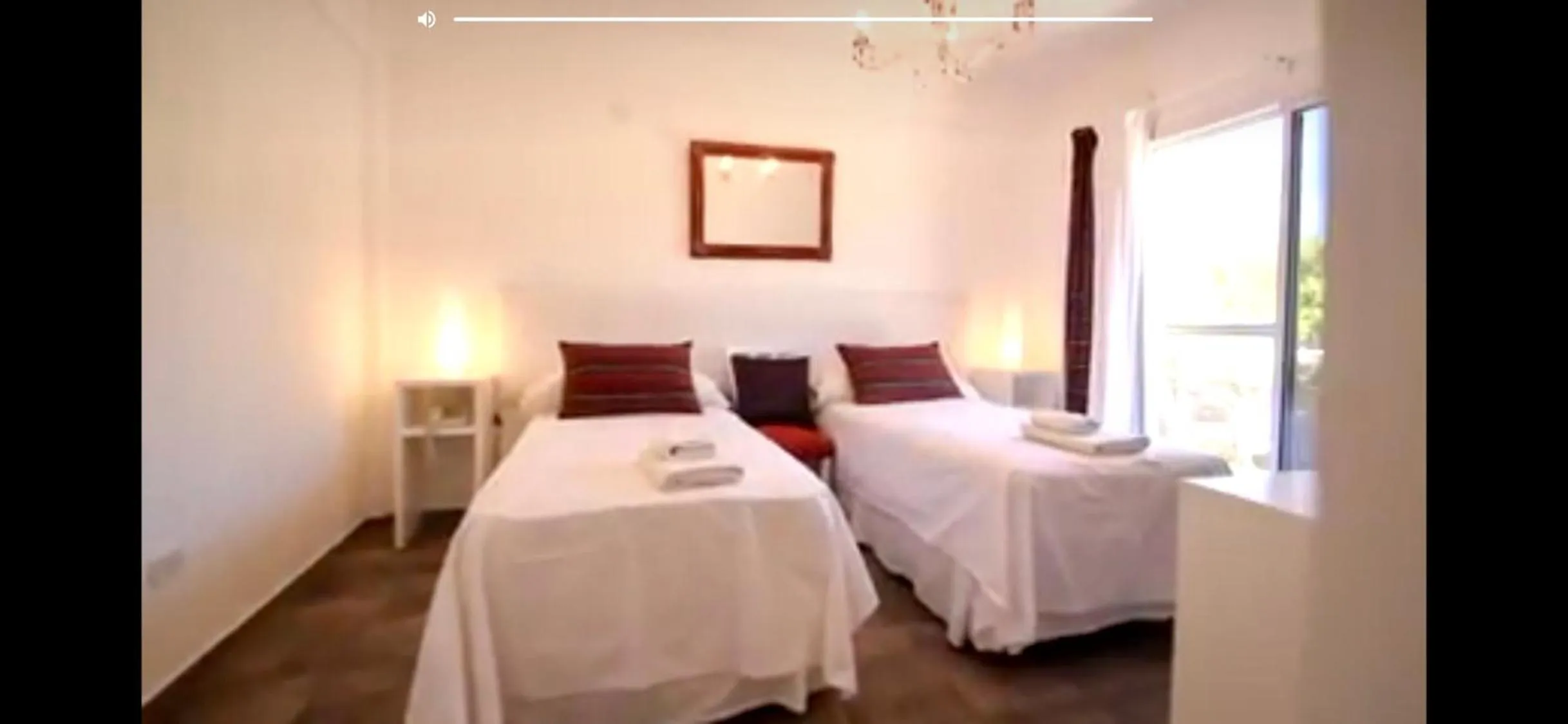 Decorative detail, Bed in Apart & Hotel Neptuno