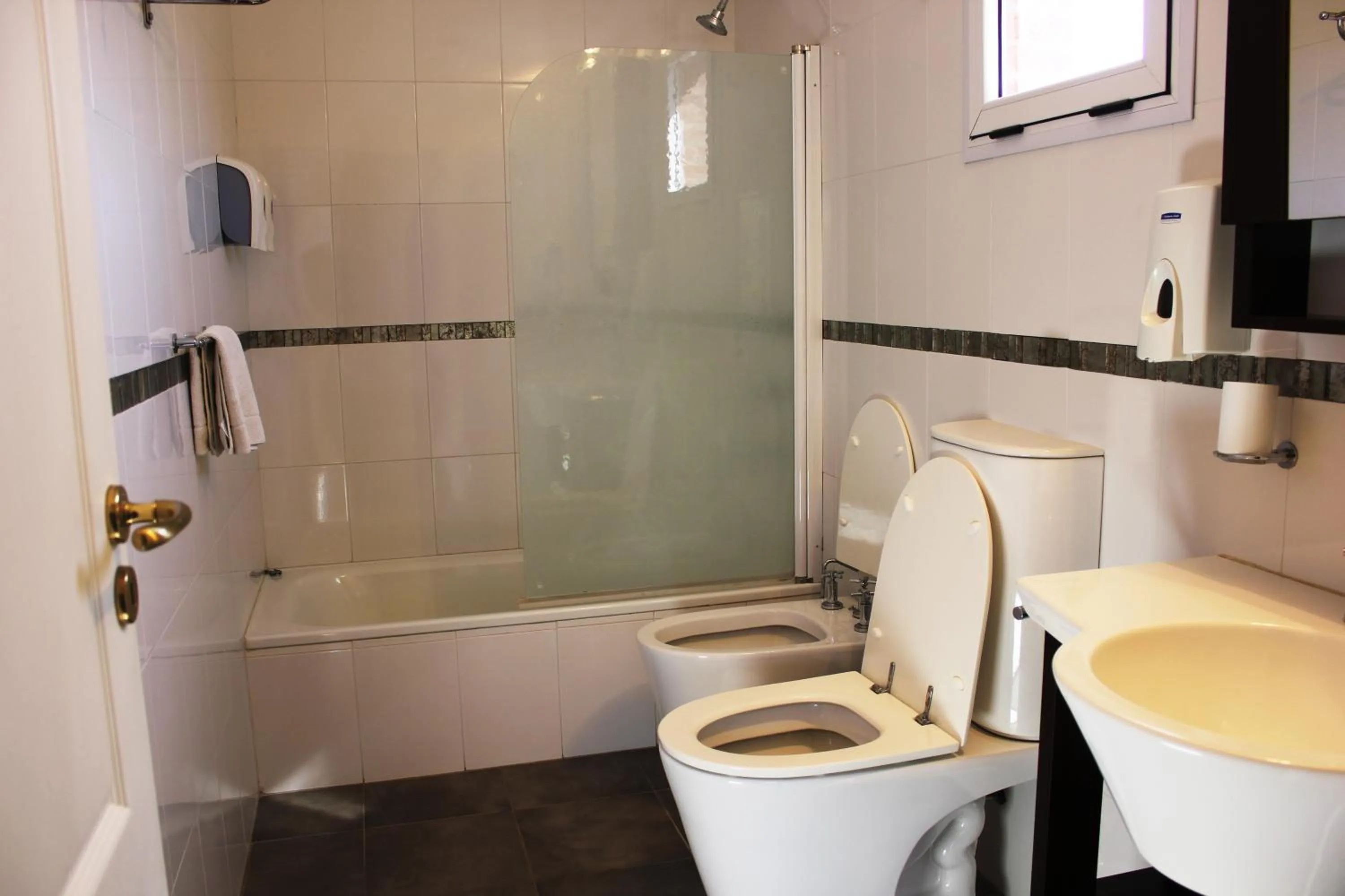 Bathroom in Apart & Hotel Neptuno