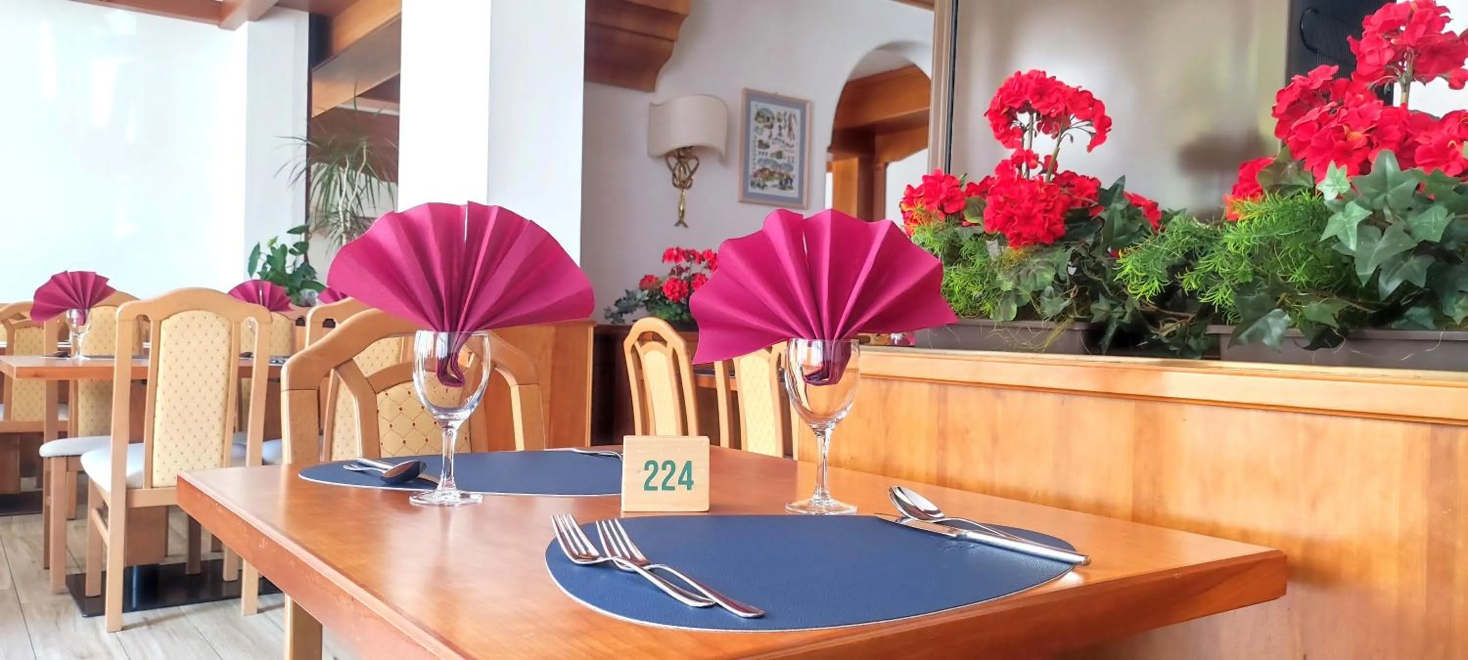 Restaurant/places to eat in Hotel Miramonti