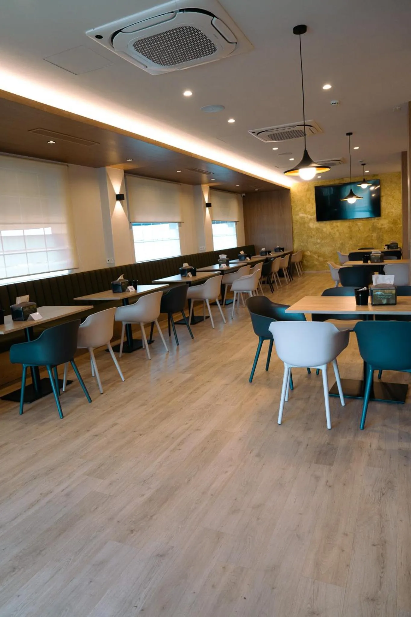 Restaurant/places to eat in Hospedium Hotel Triana