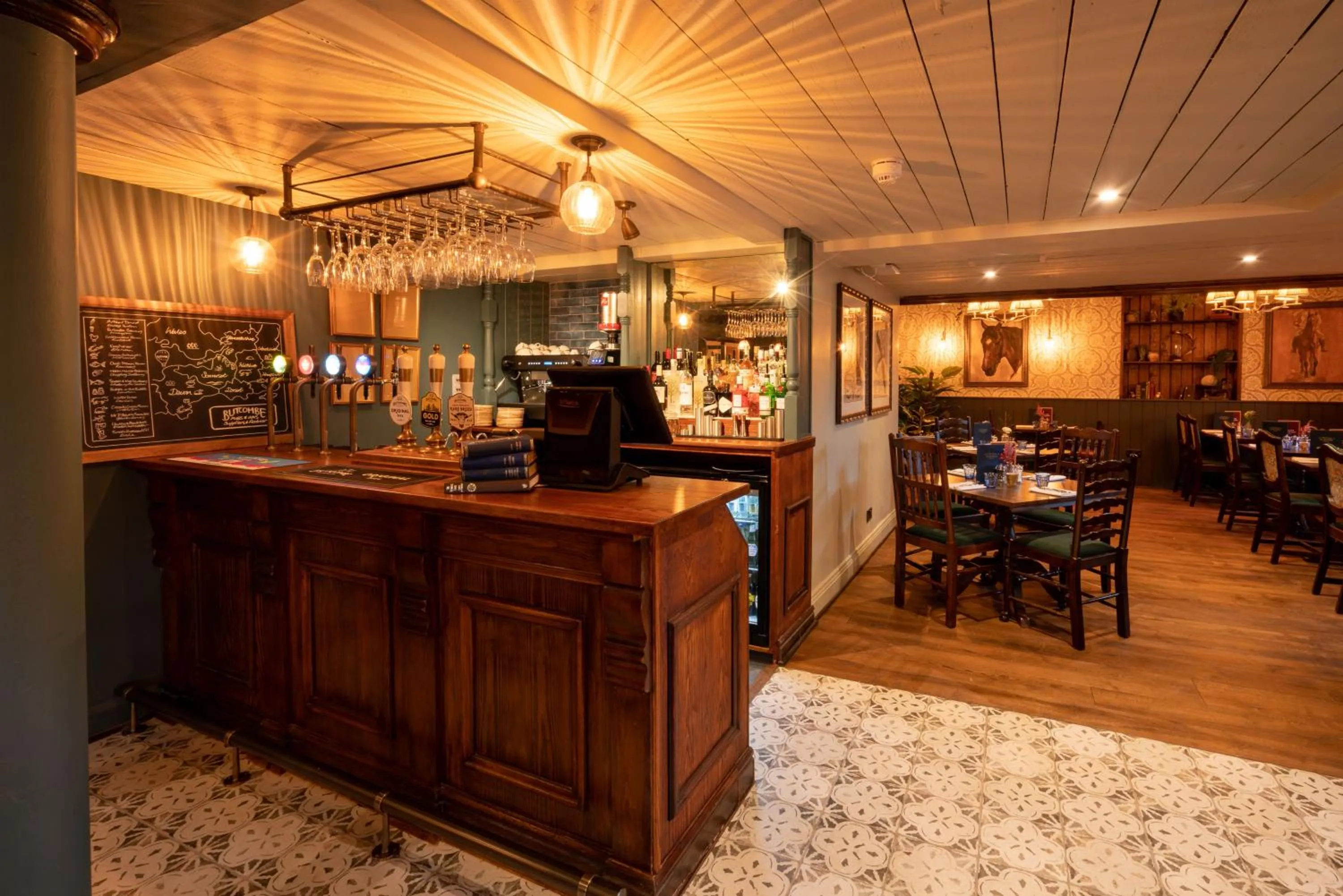 Lounge or bar in Prince of Burford