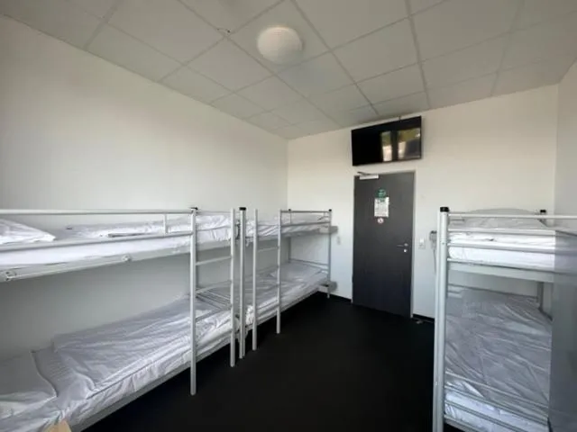 TV and multimedia, Bed in Arena Hostel & Monteurzimmer