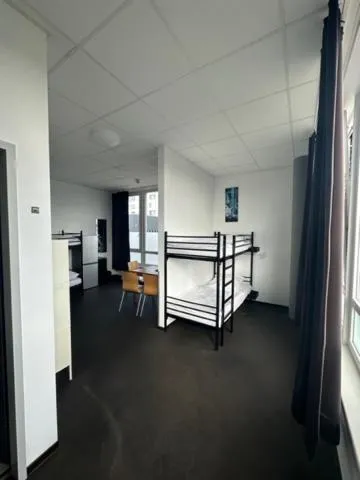 Arena Hostel & Monteurzimmer