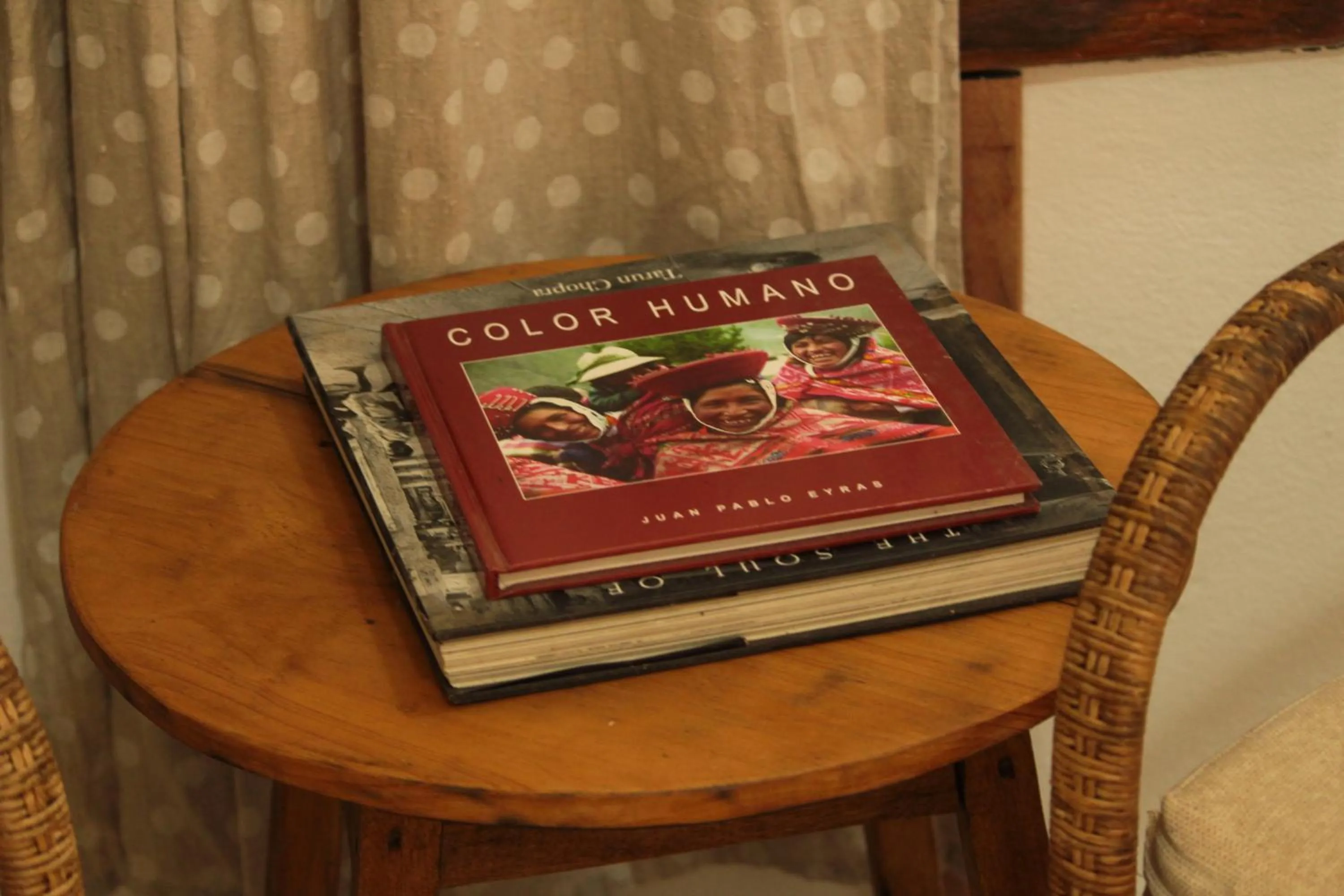 Library in Pousada Fruta Pão