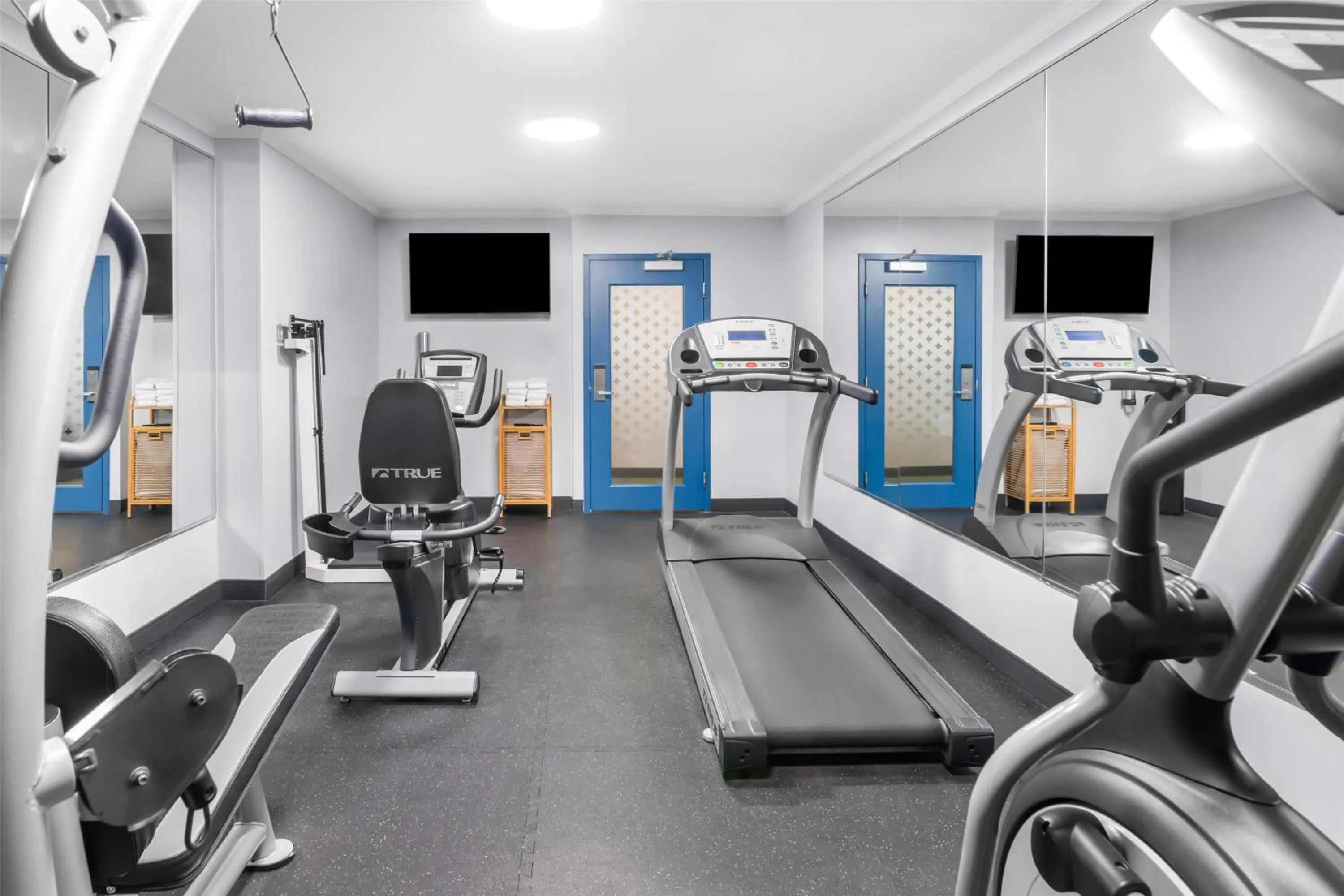 Fitness centre/facilities in Spark by Hilton Roanoke Civic Center