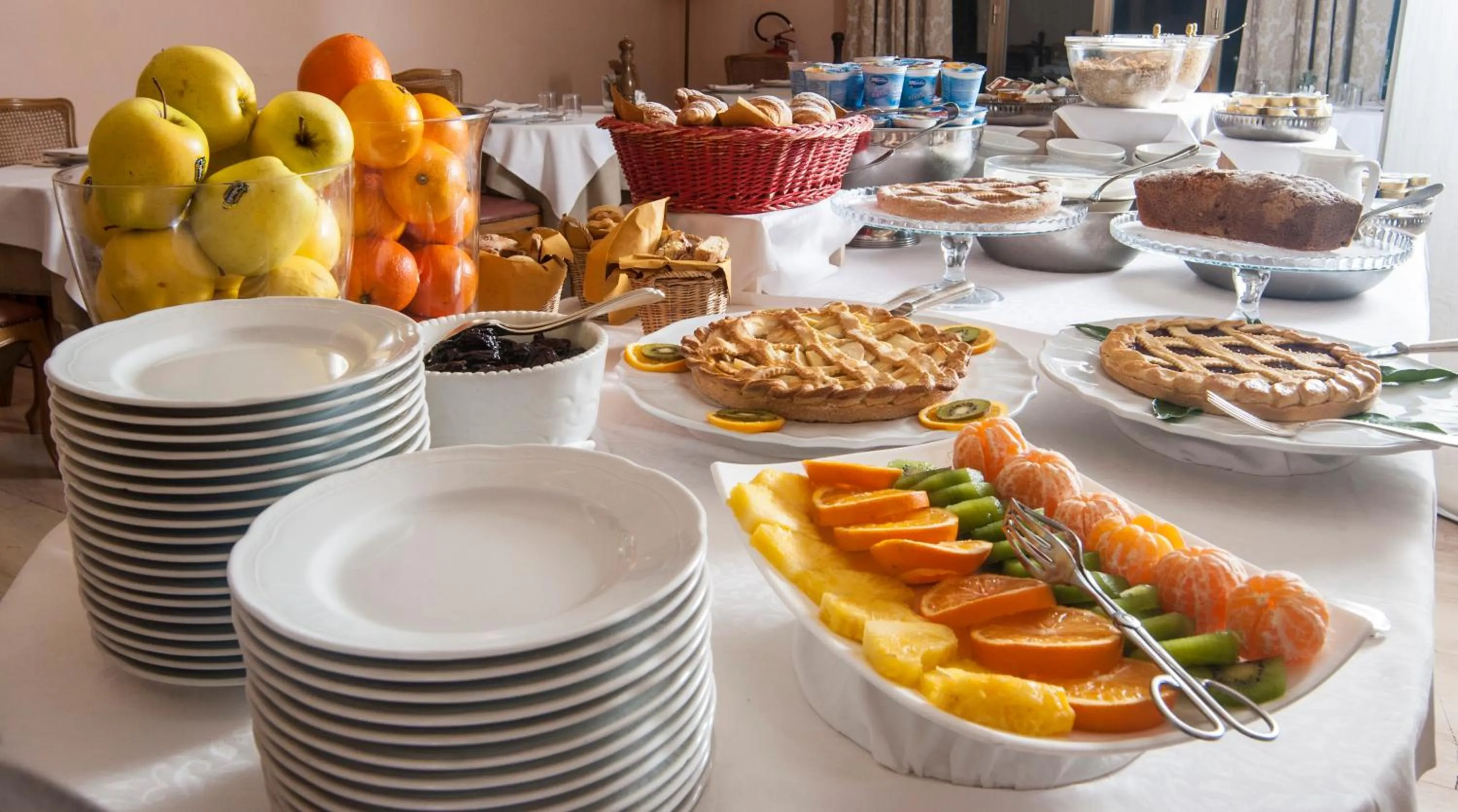 Buffet breakfast in Hotel Settentrionale Esplanade